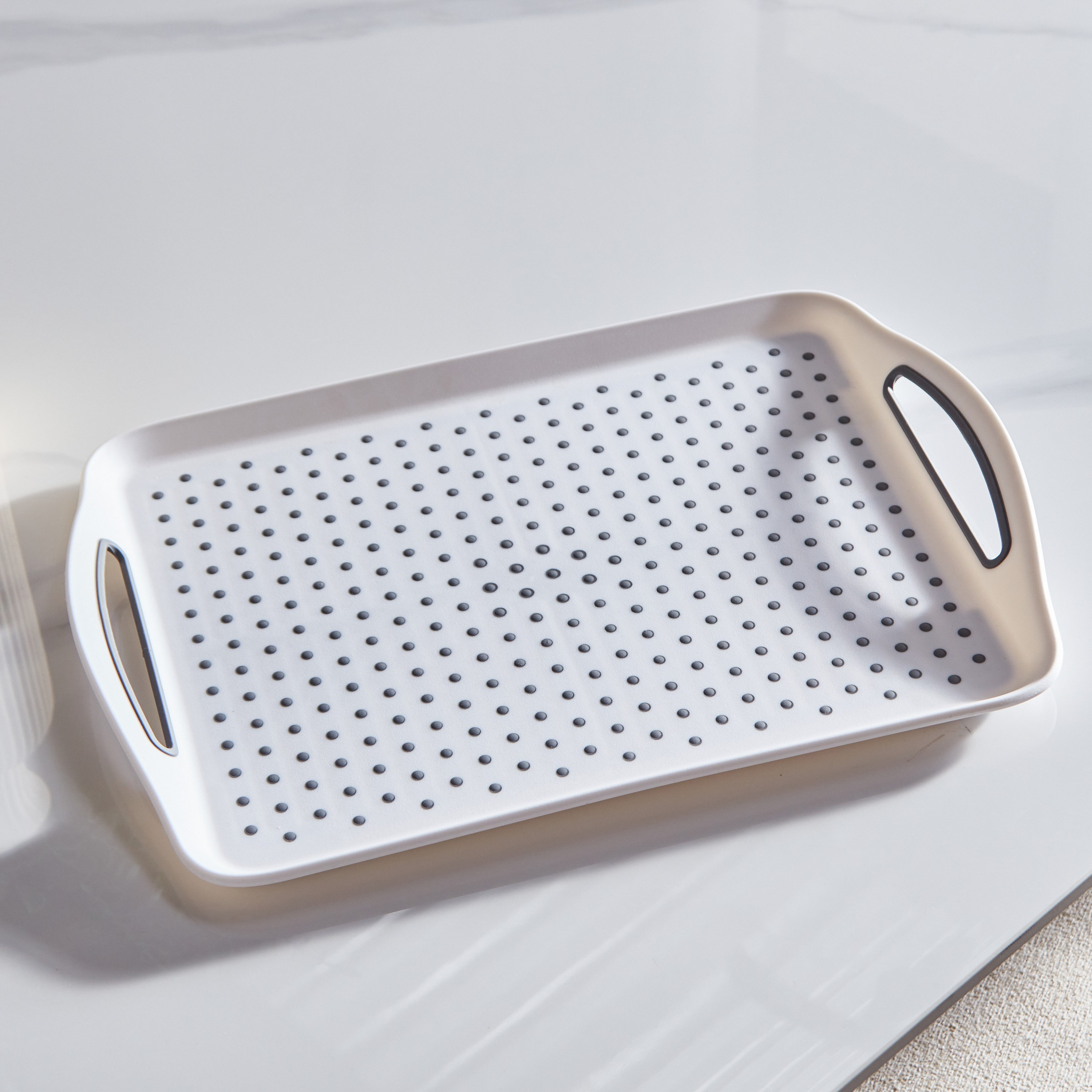 Omega Anti-Slip Tray with Handle-hbxdecorandfurnishings-tabletop-serveware-image-2
