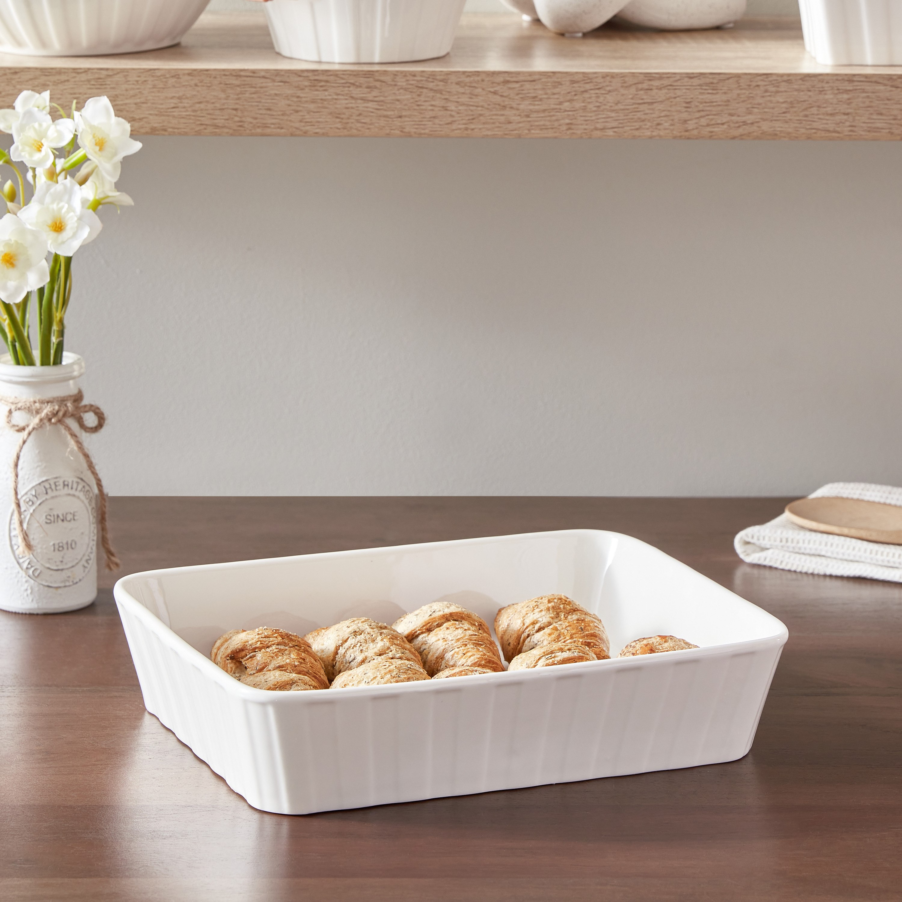 صحن مستطيل من سوبريم - 28x23x6.5 سم-hbxdecorandfurnishings-tabletop-serveware-image-1