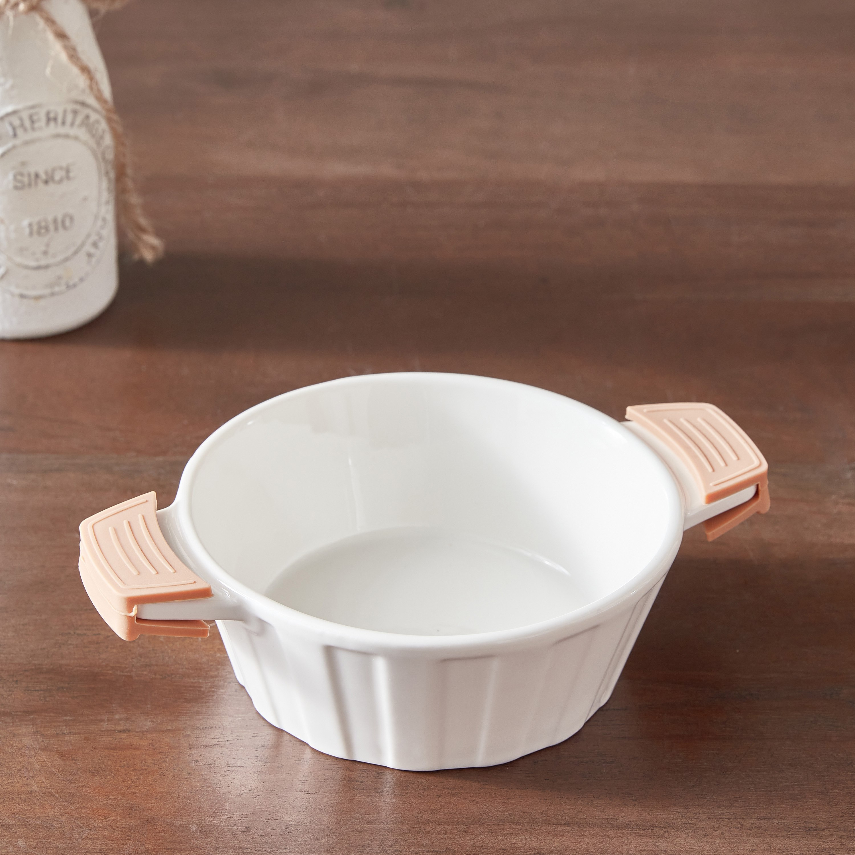 وعاء مستدير بمقبض سيليكون من سوبريم - 18 سم-hbxdecorandfurnishings-tabletop-serveware-image-3