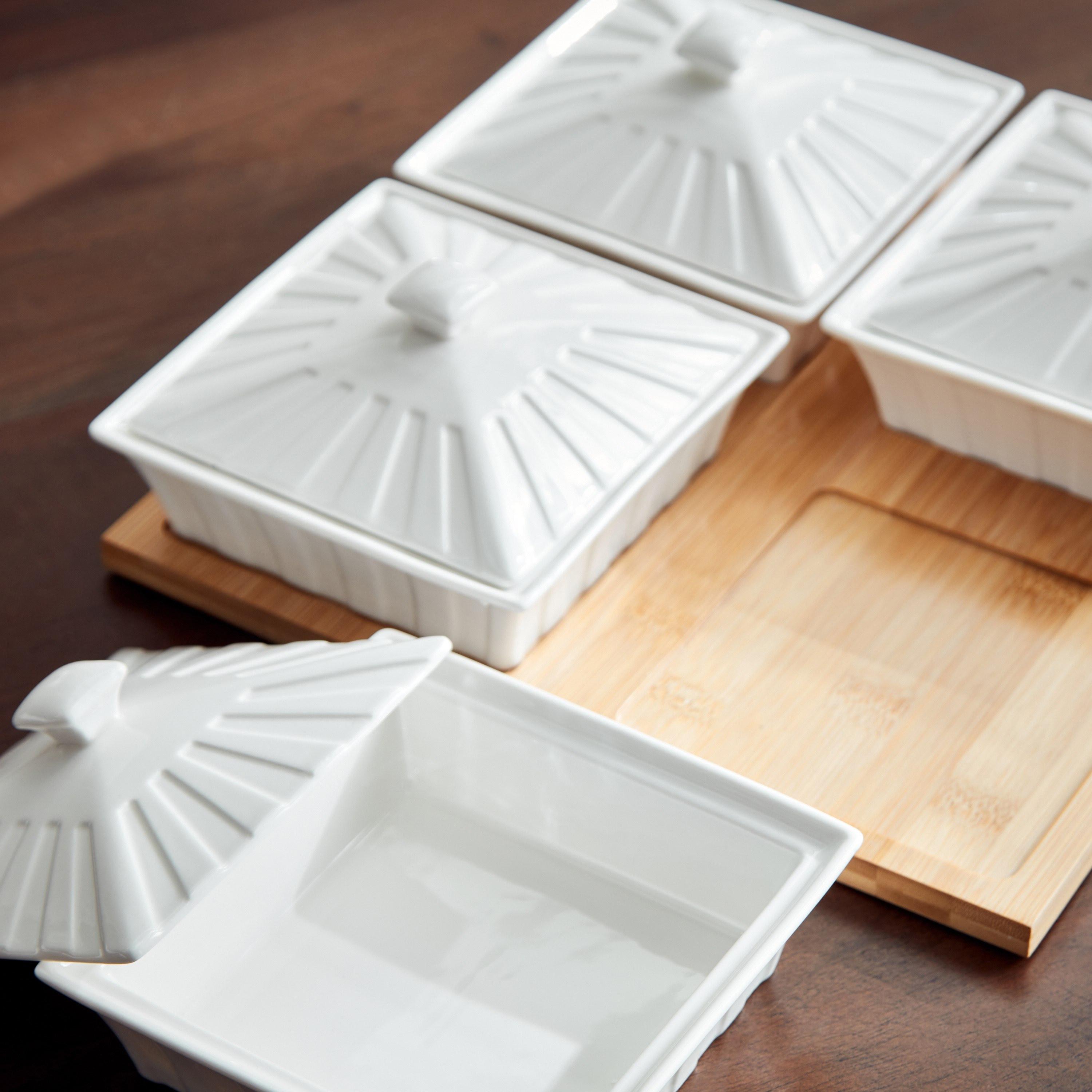 طقم تقديم 4 قطع مع صحن خيزران من سوبريم-hbxhomeware-hbxkitchen-image-3