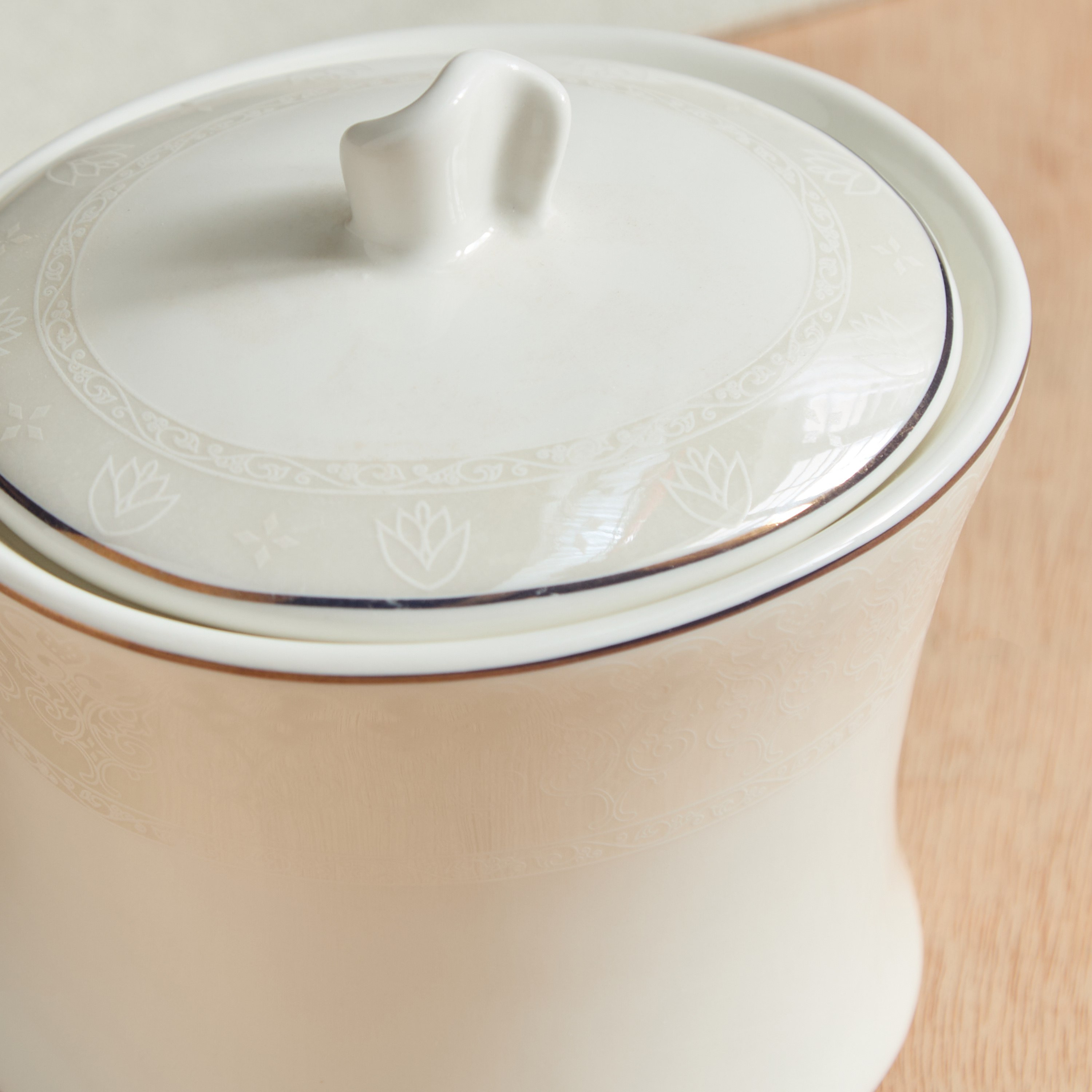 Sandra New Bone China Sugar Pot - 300 ml-hbxhomeware-hbxkitchen-image-3
