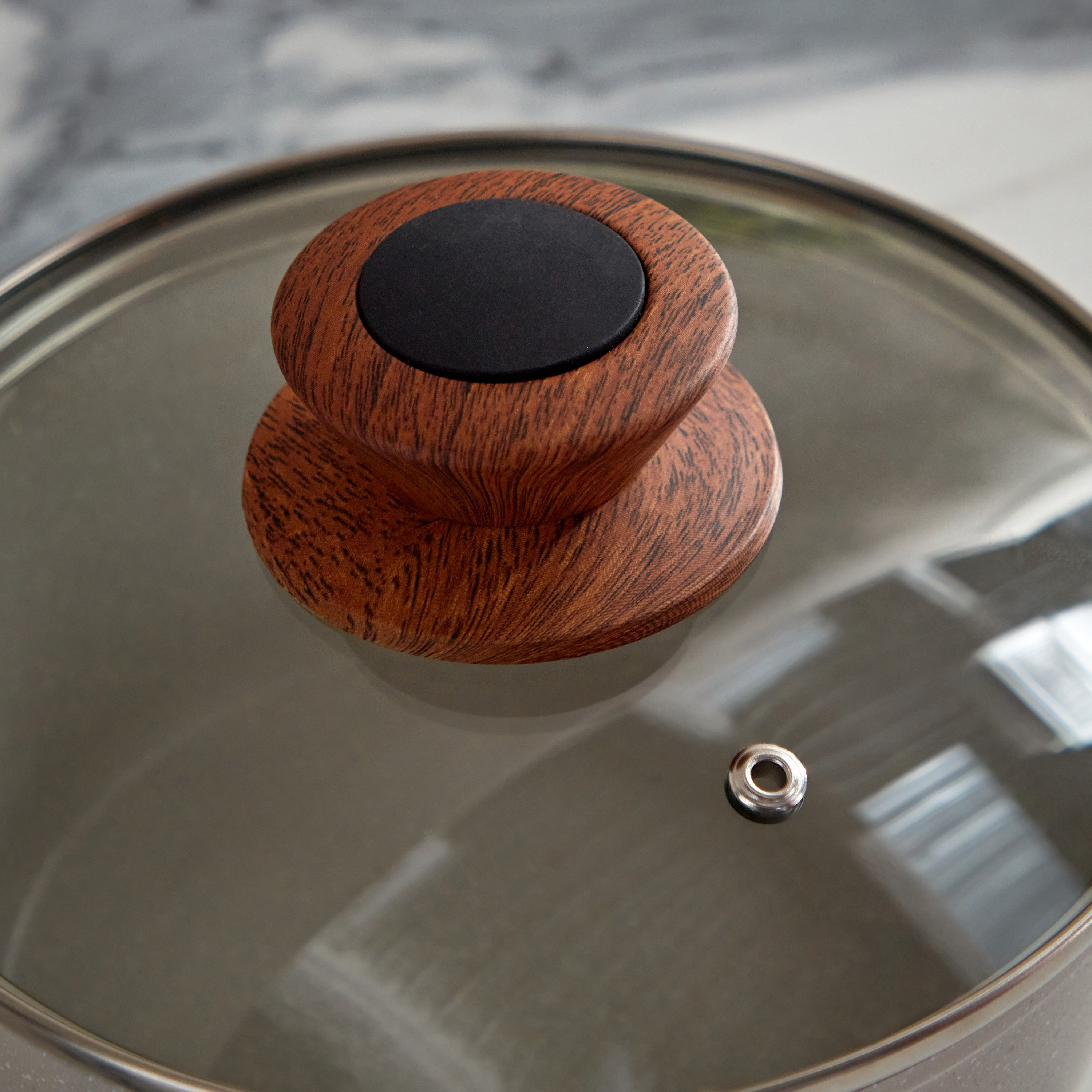 مقلاة صلصة بقاعدة حث بغطاء مع حامل من لا ناتورا - 18 سم-hbxhomeware-hbxkitchen-image-3