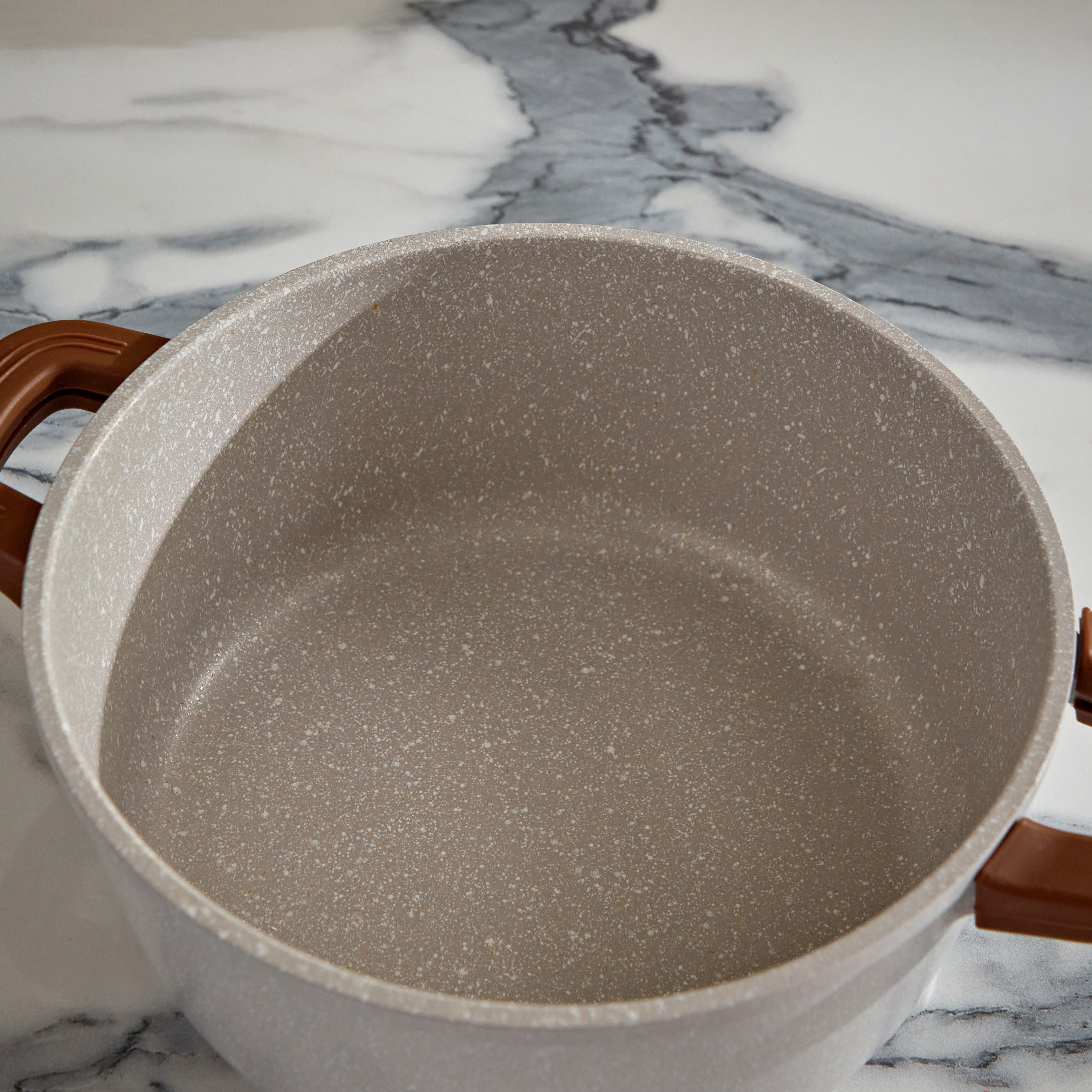 كسرولة عميقة بقاعدة حث مع حامل من لا ناتورا - 20 سم-hbxhomeware-hbxkitchen-image-2