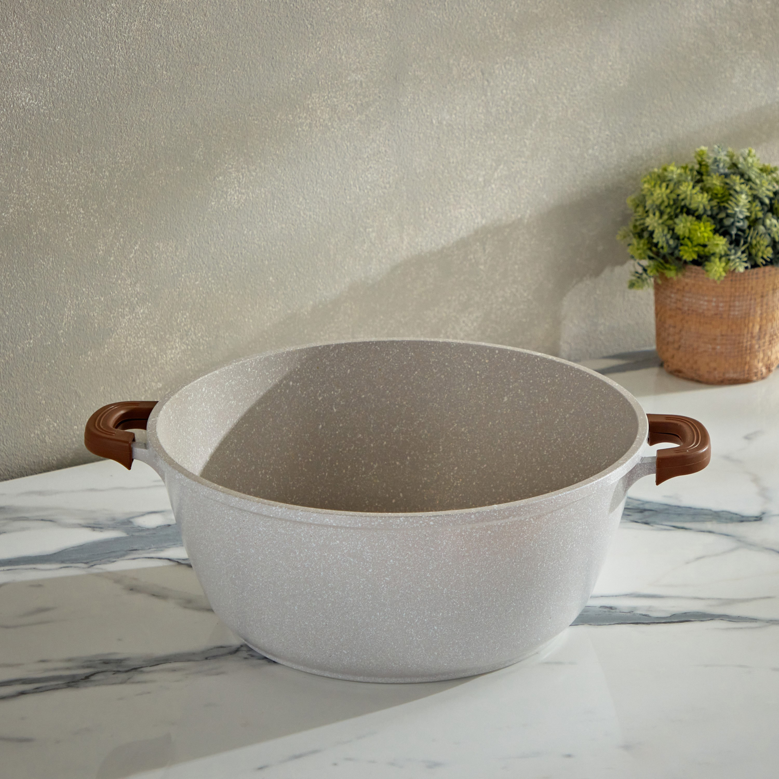 كسرولة عميقة بقاعدة حث مع حامل من لا ناتورا - 32 سم-hbxhomeware-hbxkitchen-image-1