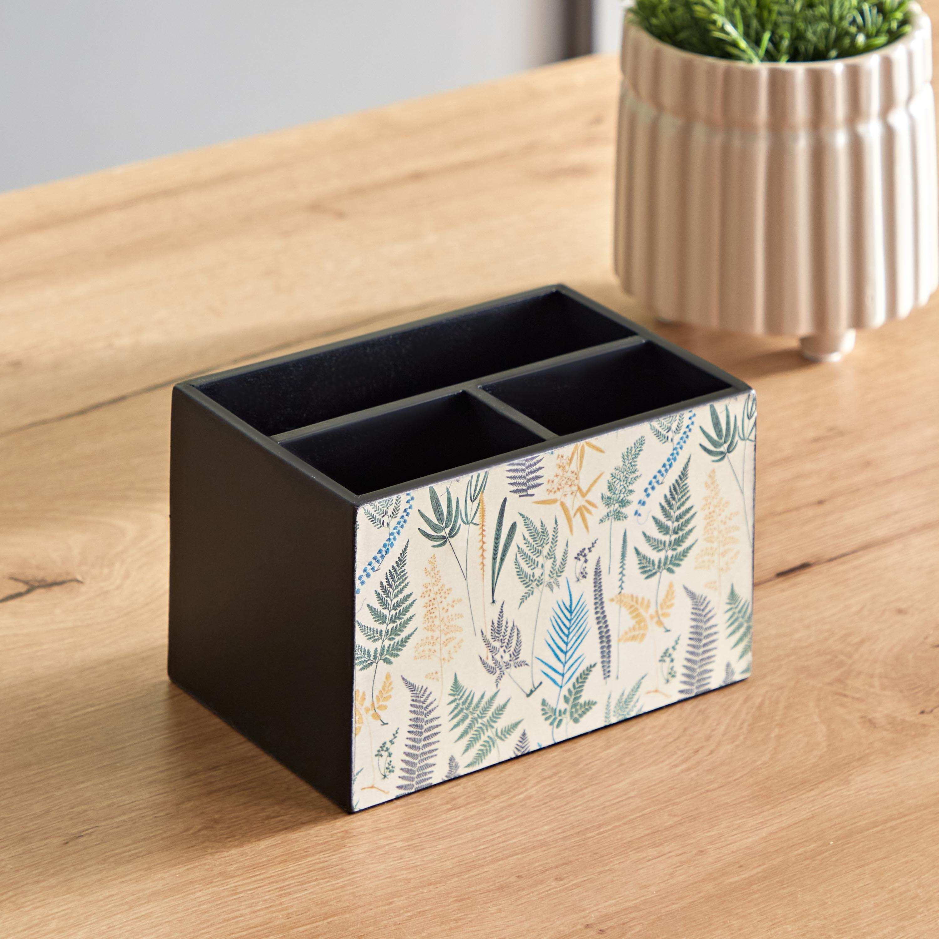 حامل أدوات المائدة  من إندي فايب-hbxhomeware-hbxkitchen-image-2