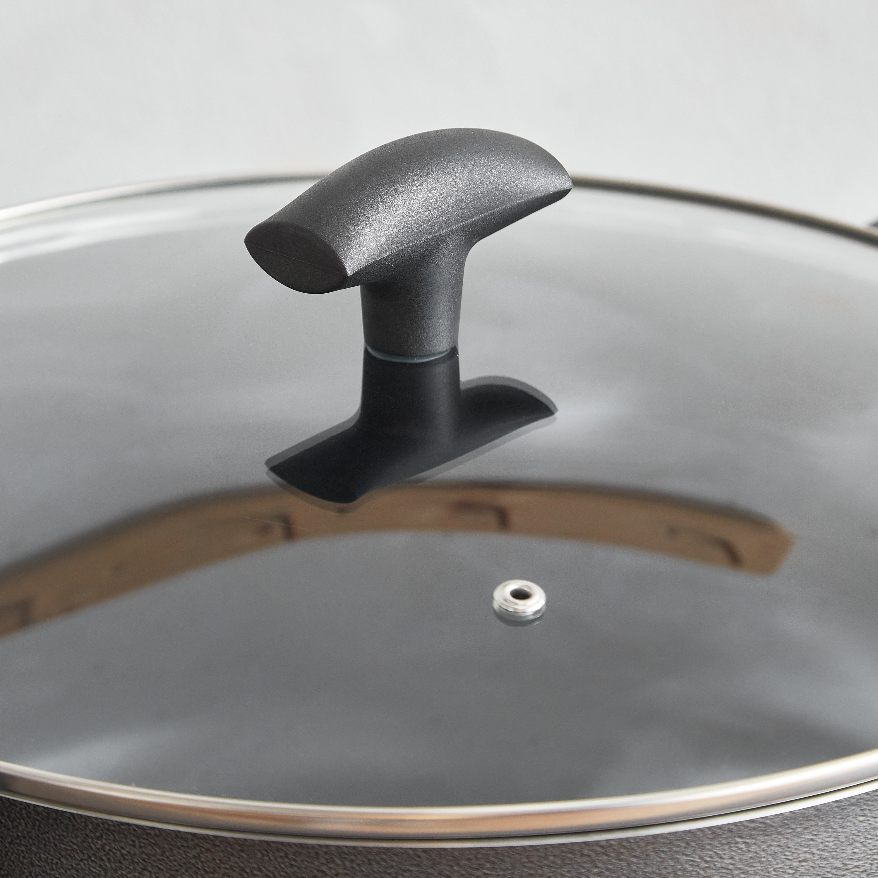 Lisbon Non-Stick Stock Pot with Glass Lid - 32 cm-hbxhomeware-hbxkitchen-image-3