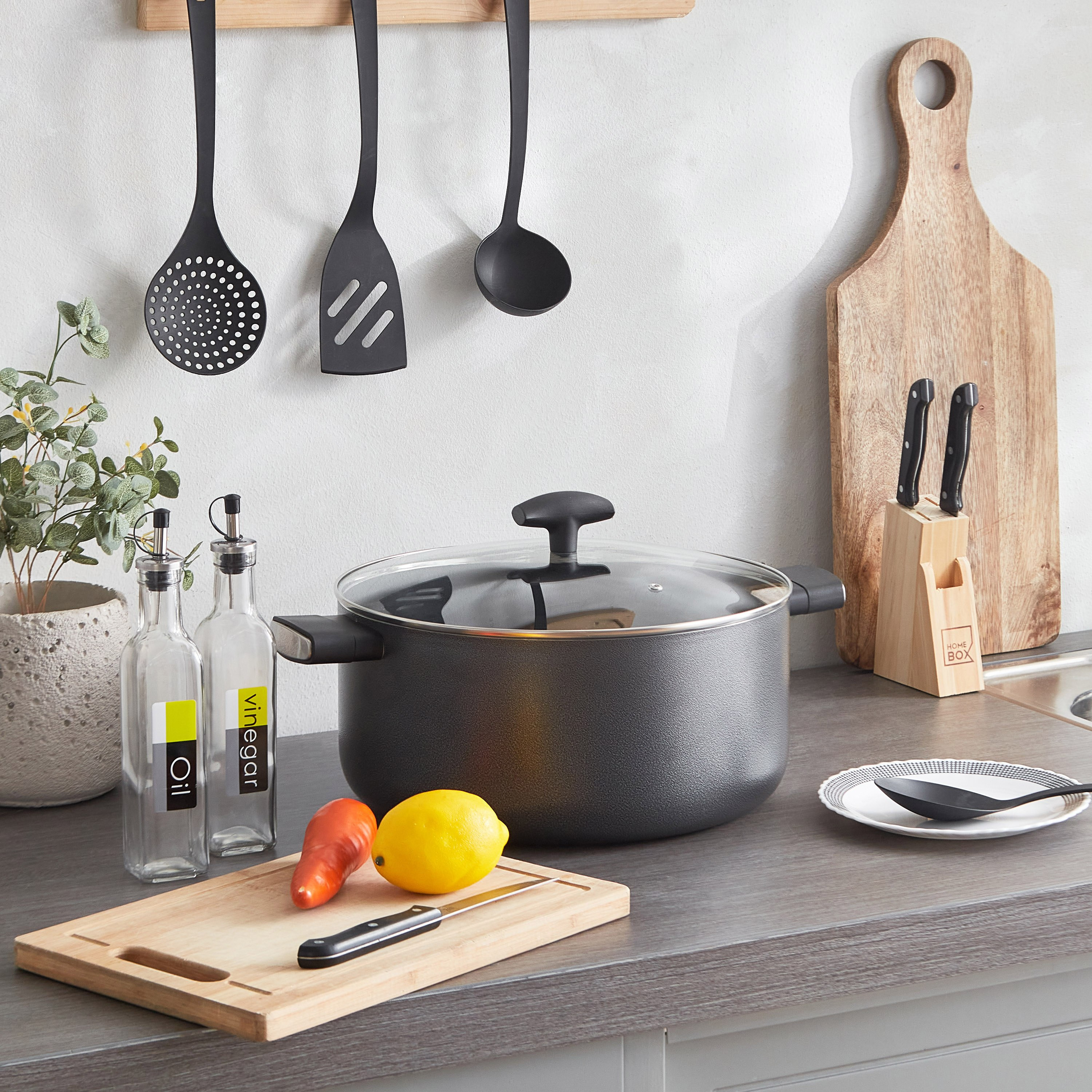Lisbon Non-Stick Stock Pot with Glass Lid - 32 cm-hbxhomeware-hbxkitchen-image-6