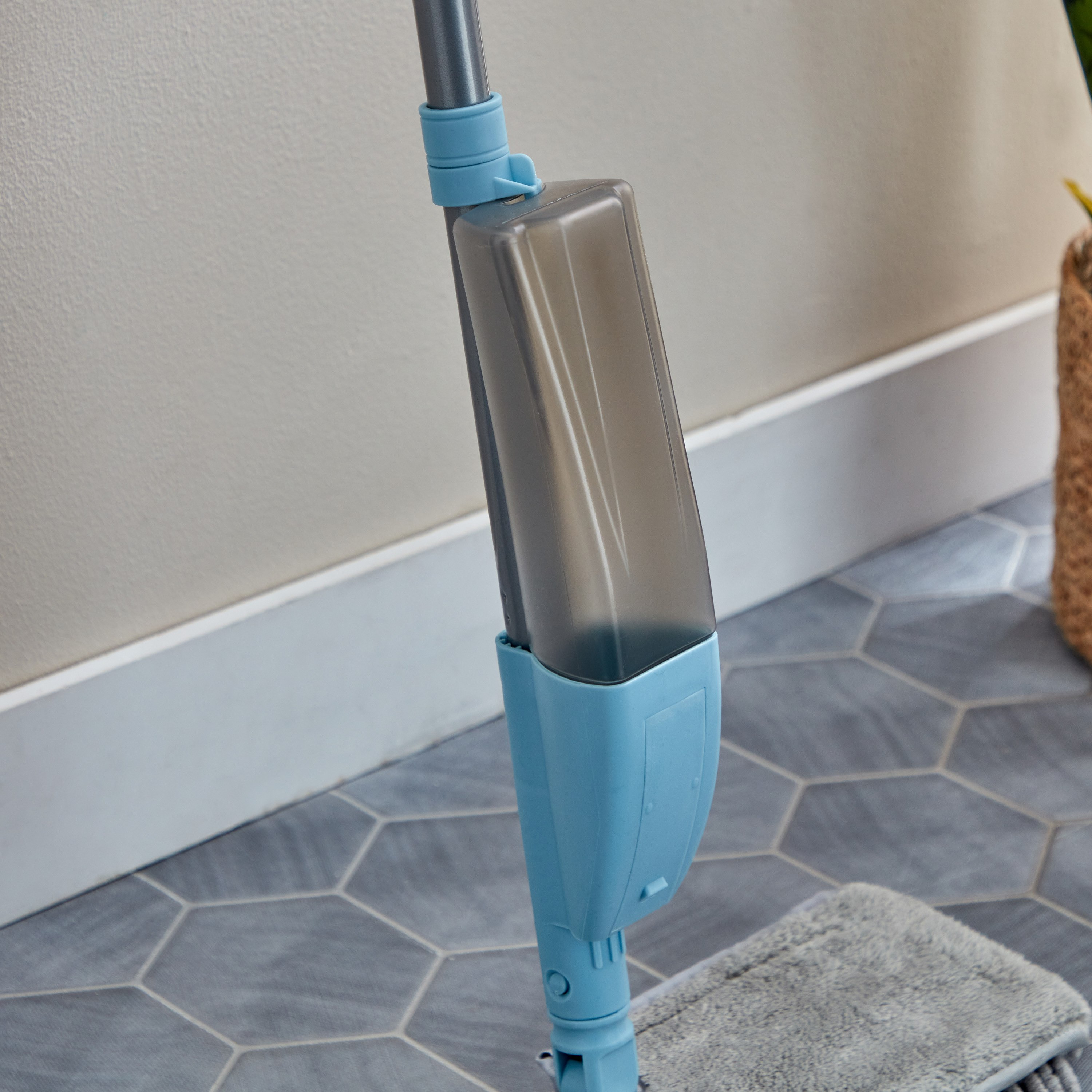 ممسحة بالرش مزدوجة من ألينا - 127 سم-hbxbathroom-laundry-cleaningaccessories-image-3
