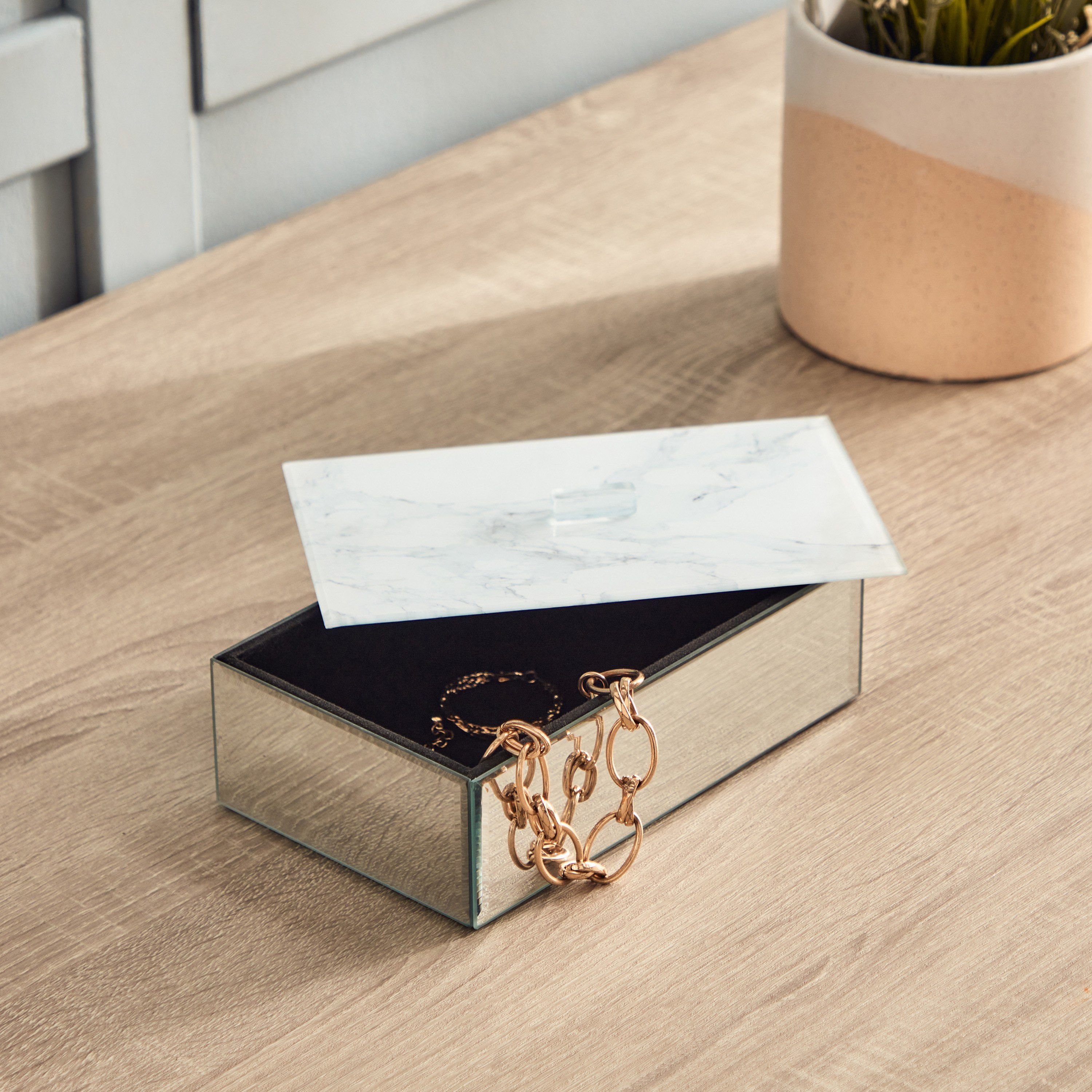Lamac Jewellery Storage Box - 19.8x12x7 cm-hbxbedroom-bedroomaccessories-jewelleryboxesandholders-image-1