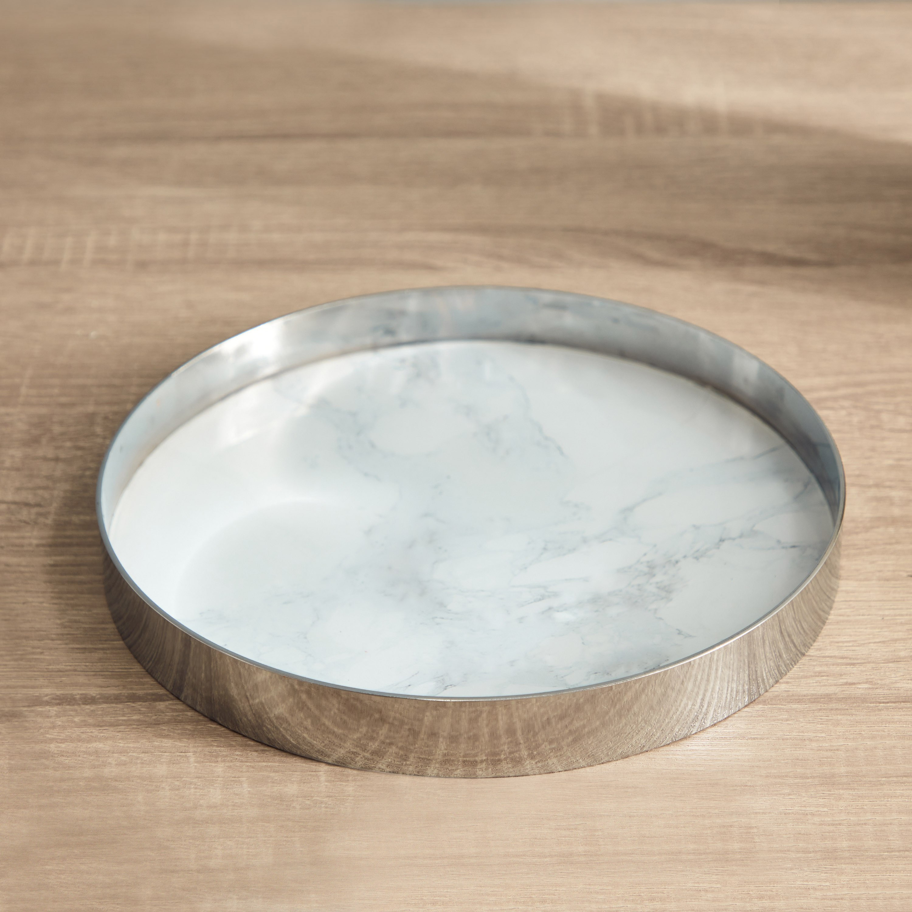 Lamac Metallic Glass Tray - 25x25x3 cm-hbxhomeware-hbxdecorandfurnishings-image-2