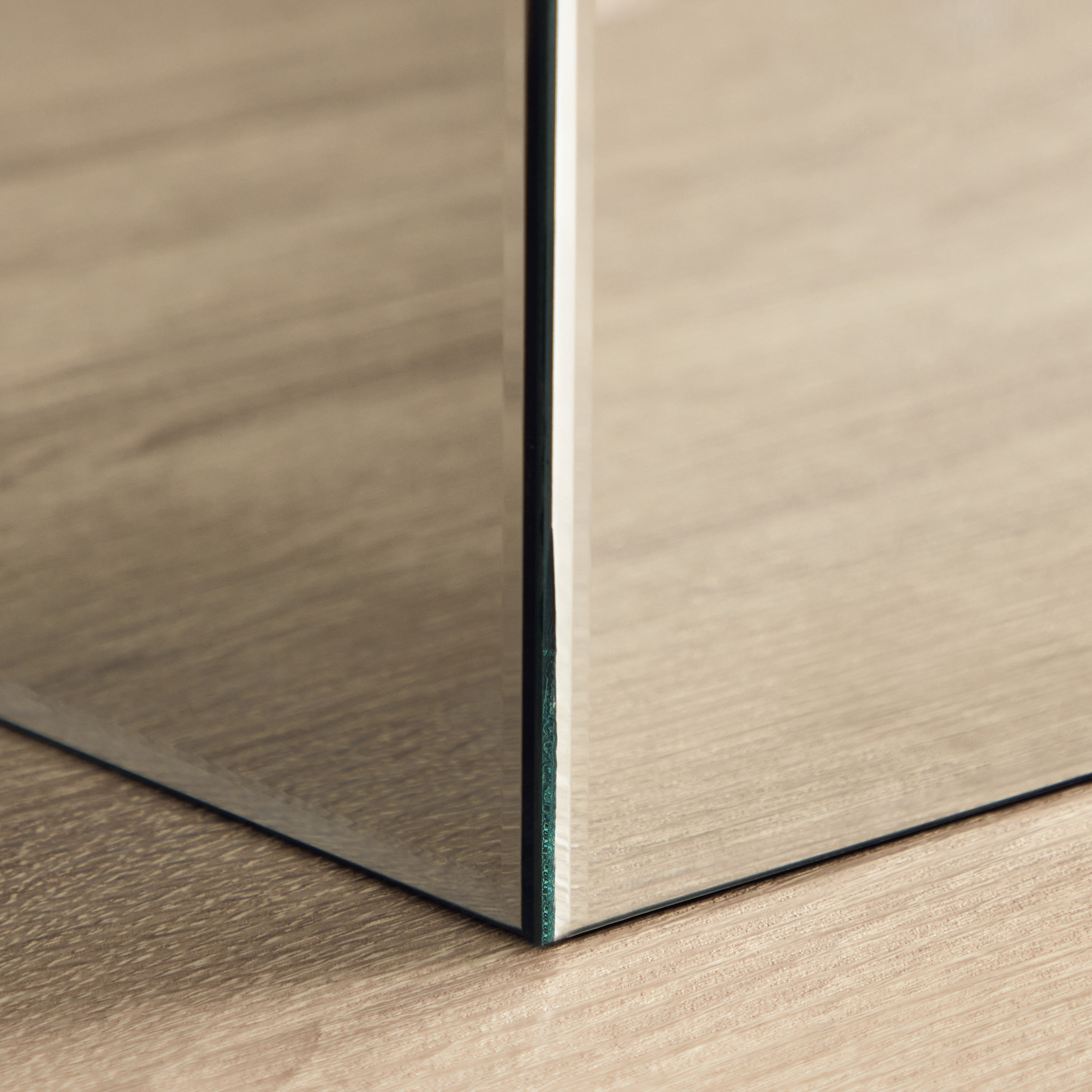 Lamac Metallic Glass Tissue Box - 13x13x12.8 cm-hbxdecorandfurnishings-homeaccessories-novelties-image-5