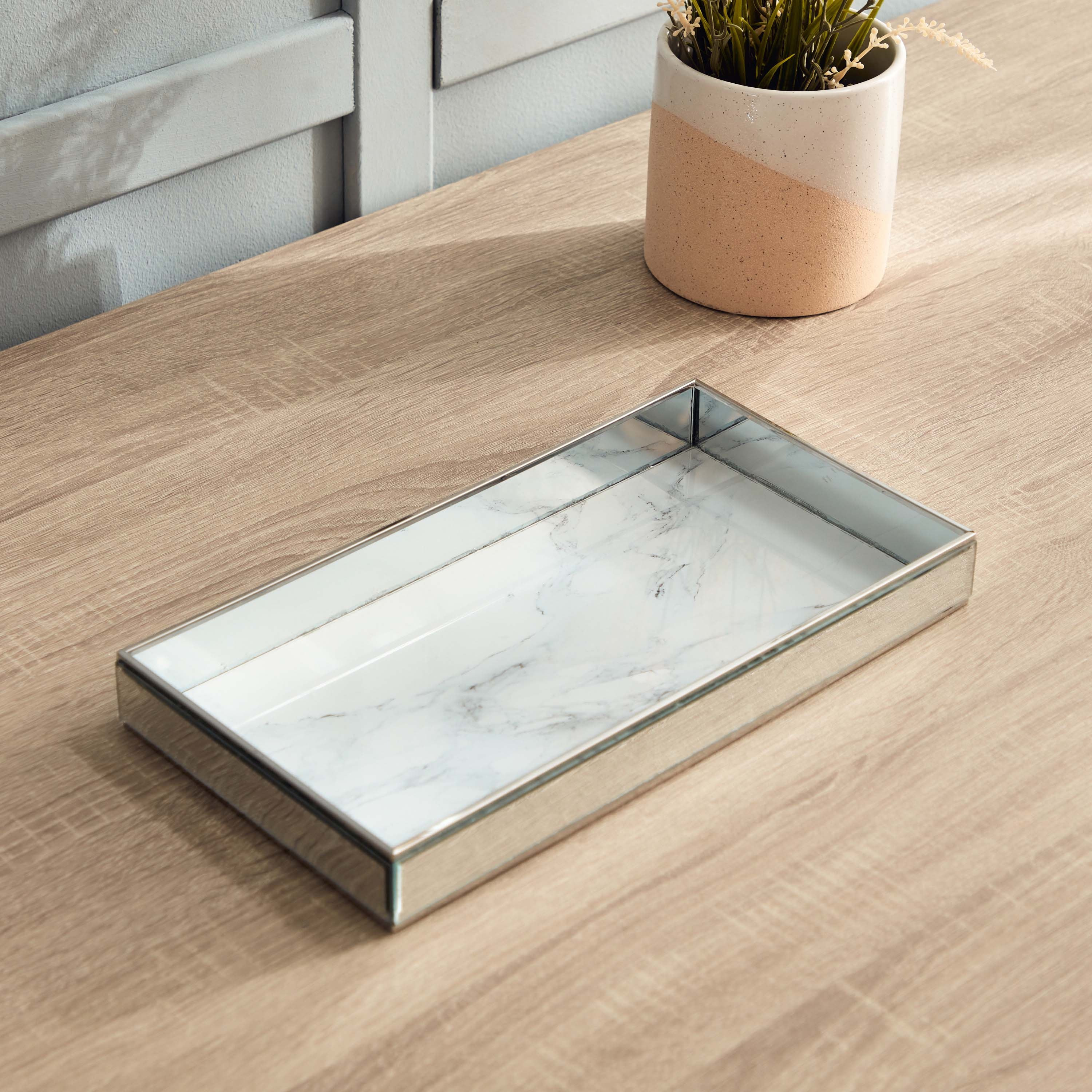 صينية زجاج من لاماك - 35x18x4 سم-hbxhomeware-hbxdecorandfurnishings-image-2