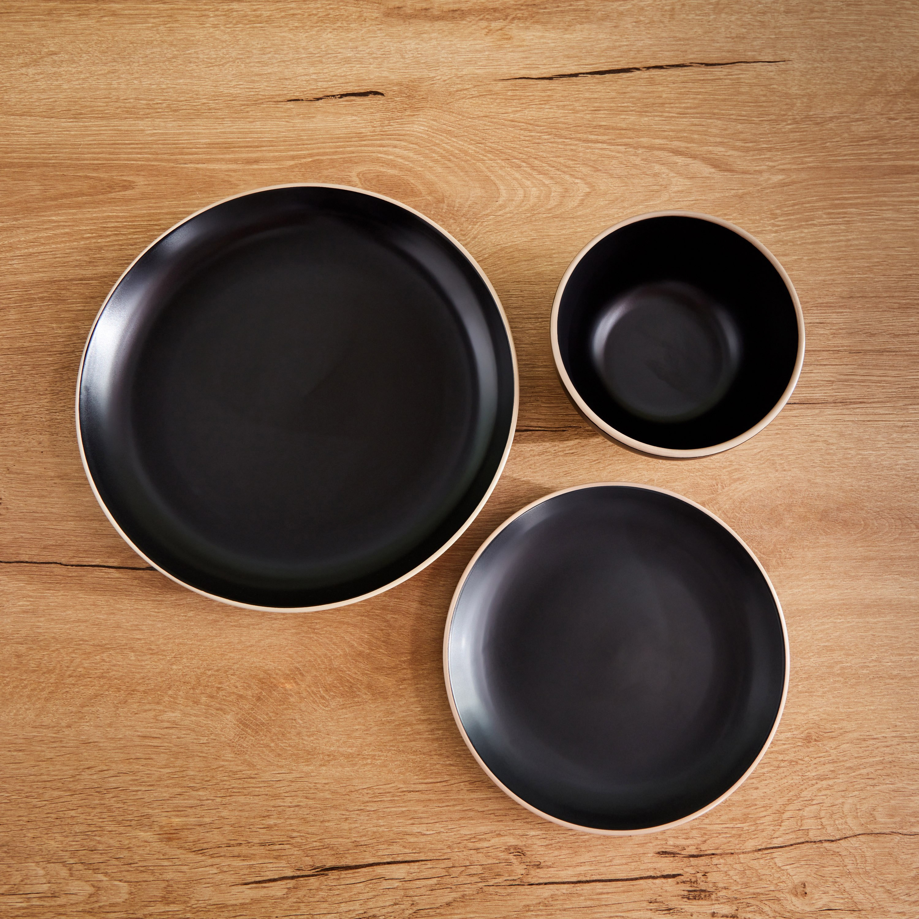 طقم عشاء 12 قطعة من الخزف الحجري من إكليبس إنسامبل - 4 أشخاص-hbxhomeware-hbxkitchen-image-2