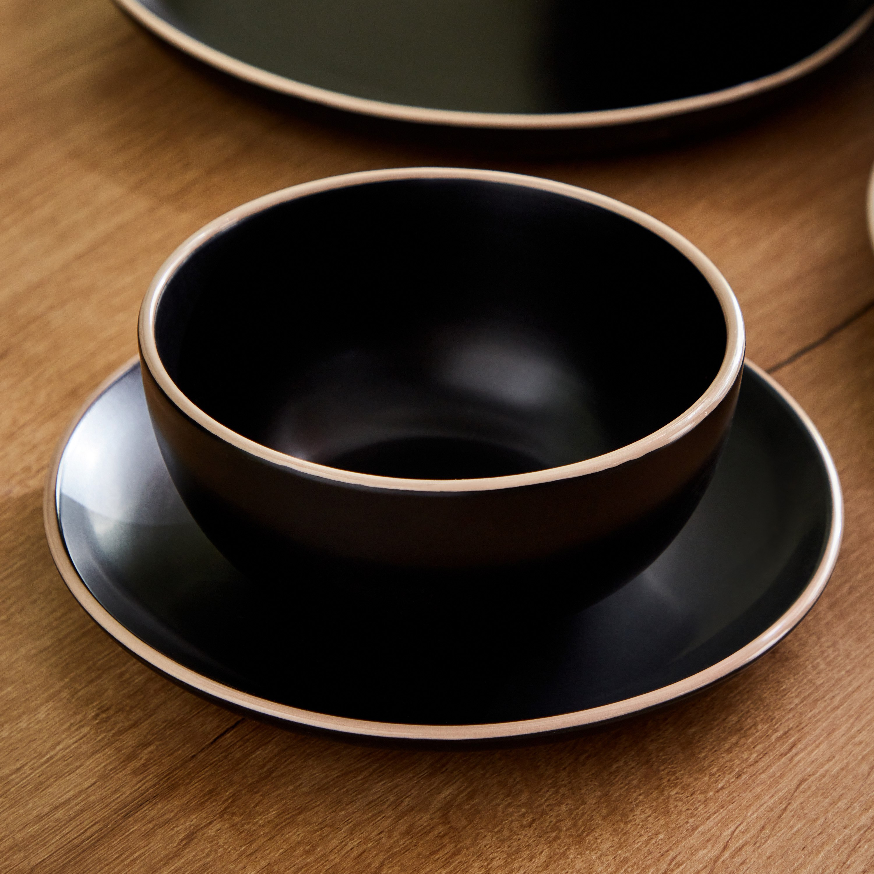 طقم عشاء 12 قطعة من الخزف الحجري من إكليبس إنسامبل - 4 أشخاص-hbxhomeware-hbxkitchen-image-5