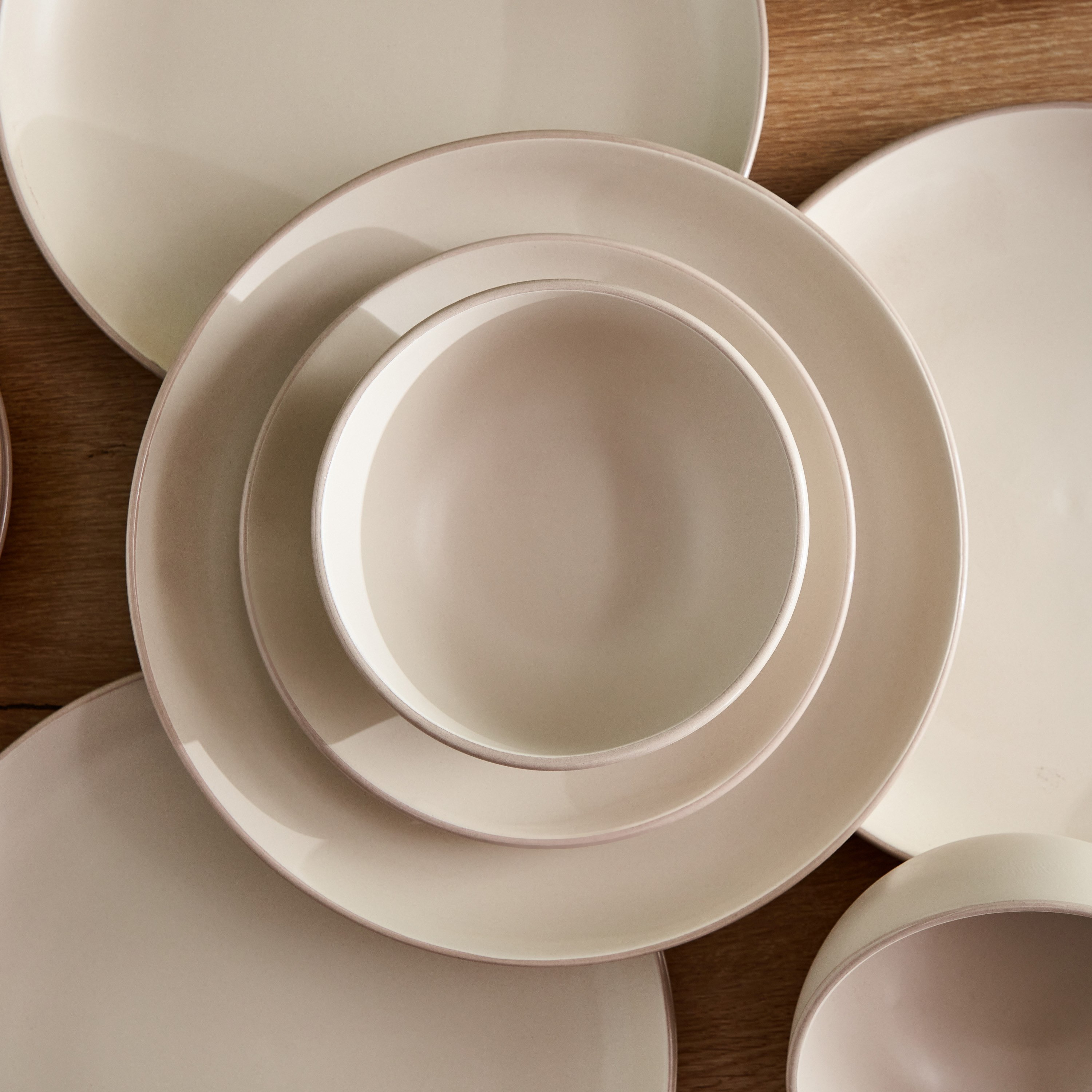 طقم عشاء 12 قطعة من الخزف الحجري من فانيلا فيجن - 4 أشخاص-hbxhomeware-hbxkitchen-image-3
