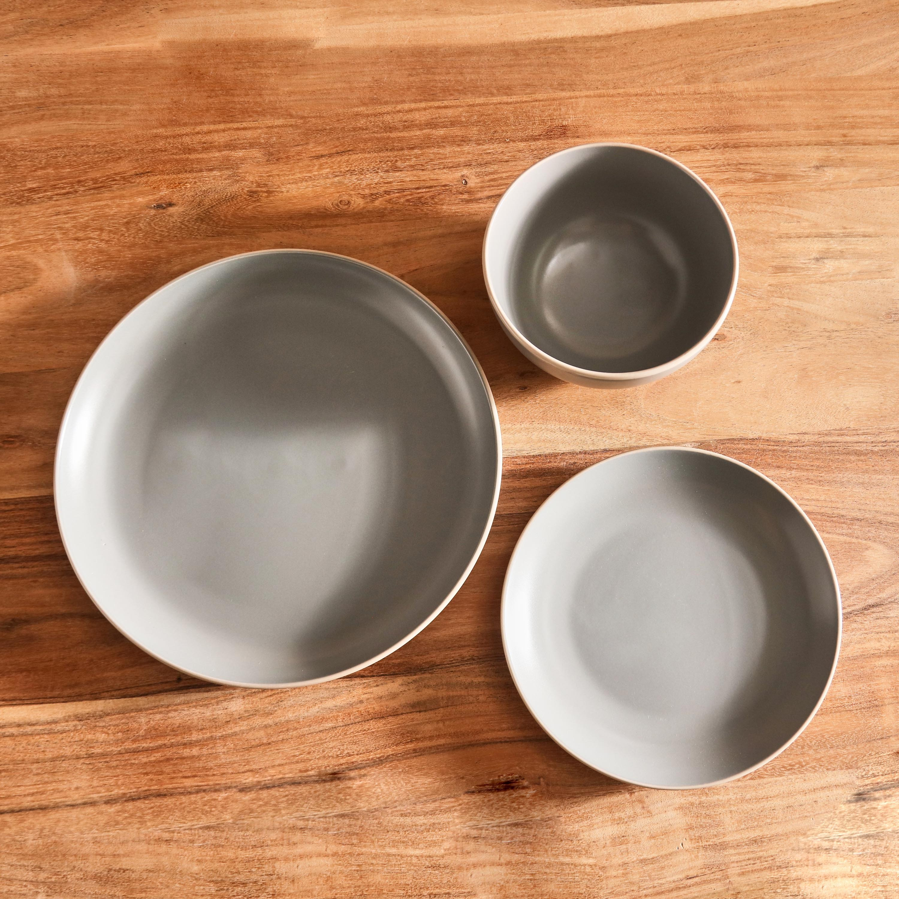 طقم عشاء 12 قطعة من الخزف الحجري من إليجنزا - 4 أشخاص-hbxhomeware-hbxkitchen-image-2