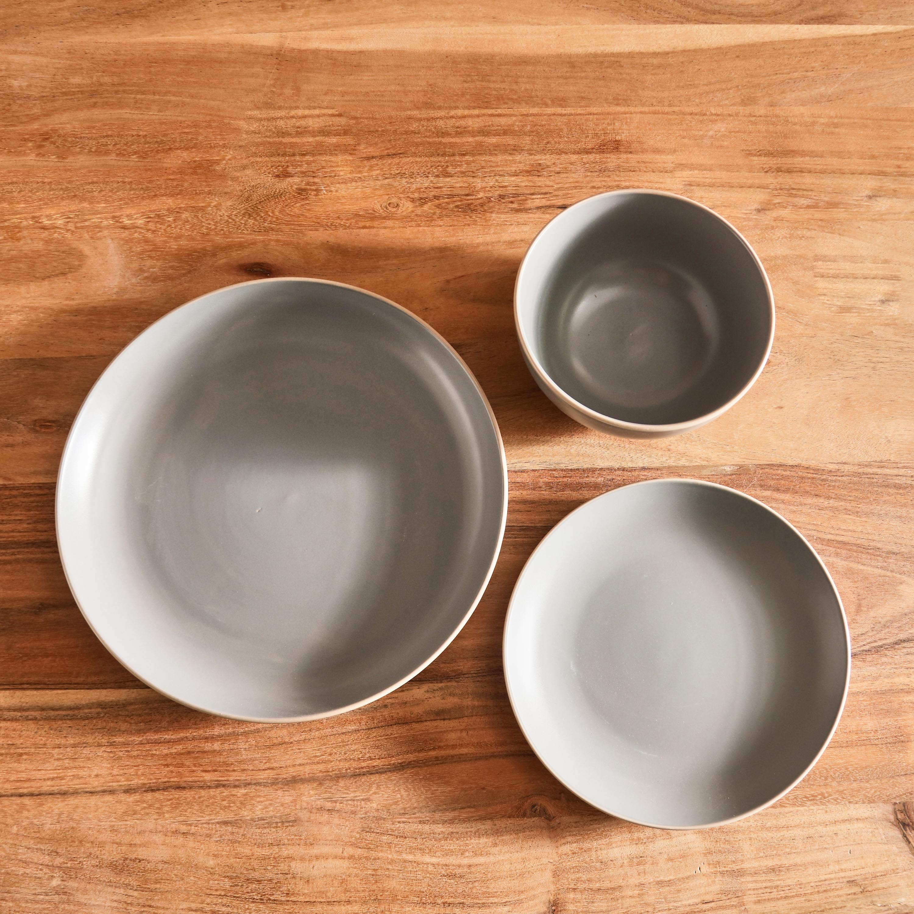 طقم عشاء 12 قطعة من الخزف الحجري من إليجنزا - 4 أشخاص-hbxhomeware-hbxkitchen-image-2