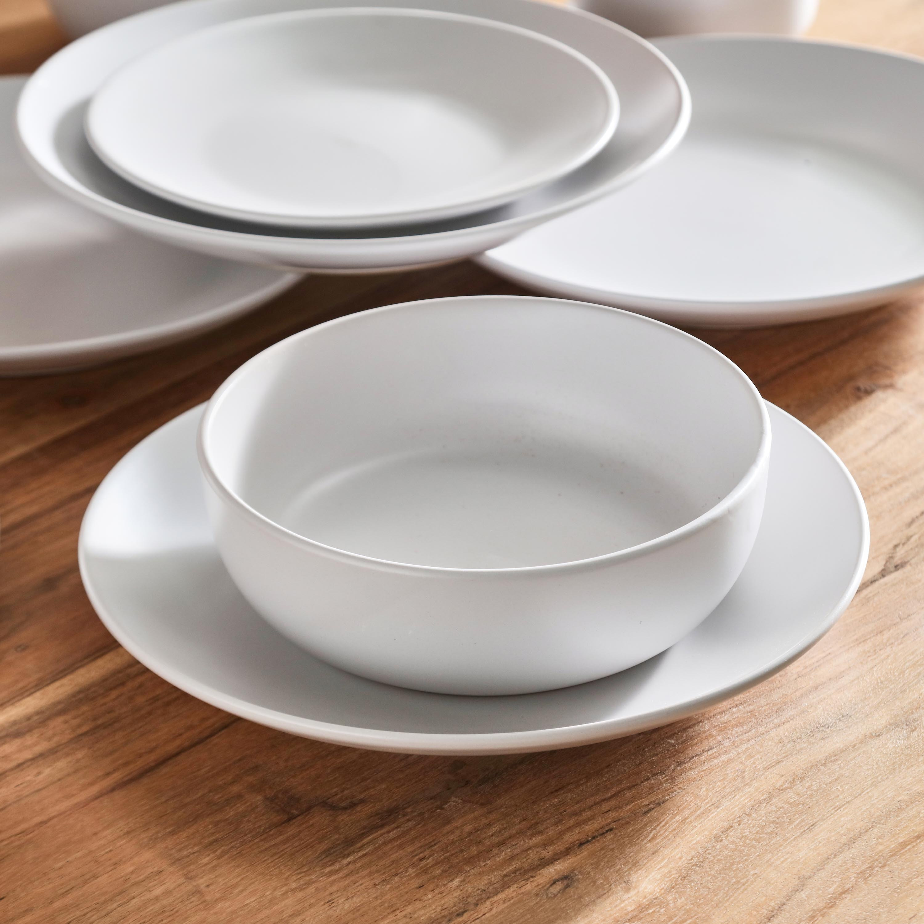 طقم عشاء 16 قطعة من الخزف الحجري من إليجنزا - 4 أشخاص-hbxhomeware-hbxkitchen-image-4