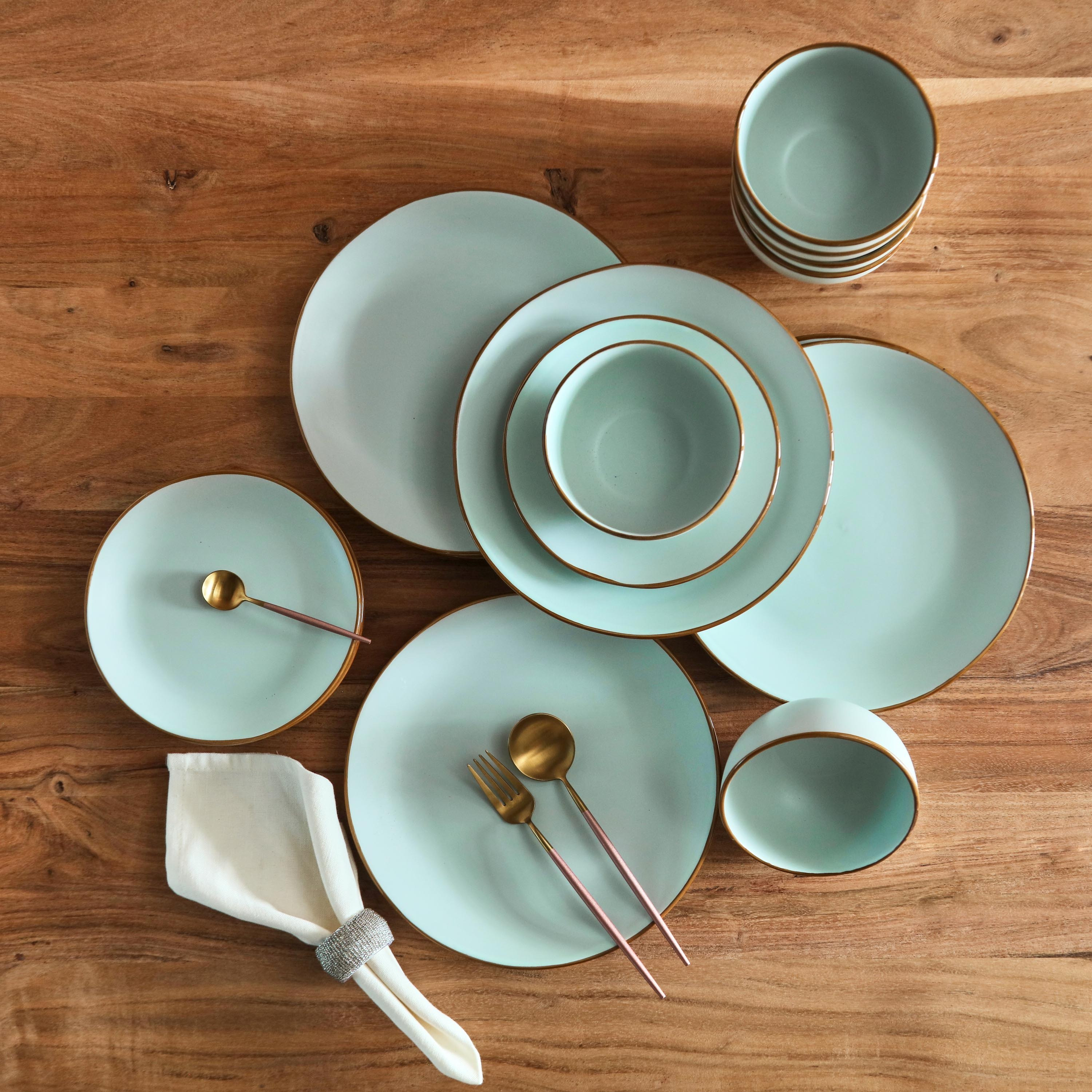 طقم عشاء 18 قطعة من الخزف الحجري من إليجنزا - 6 أشخاص-hbxhomeware-hbxkitchen-image-1
