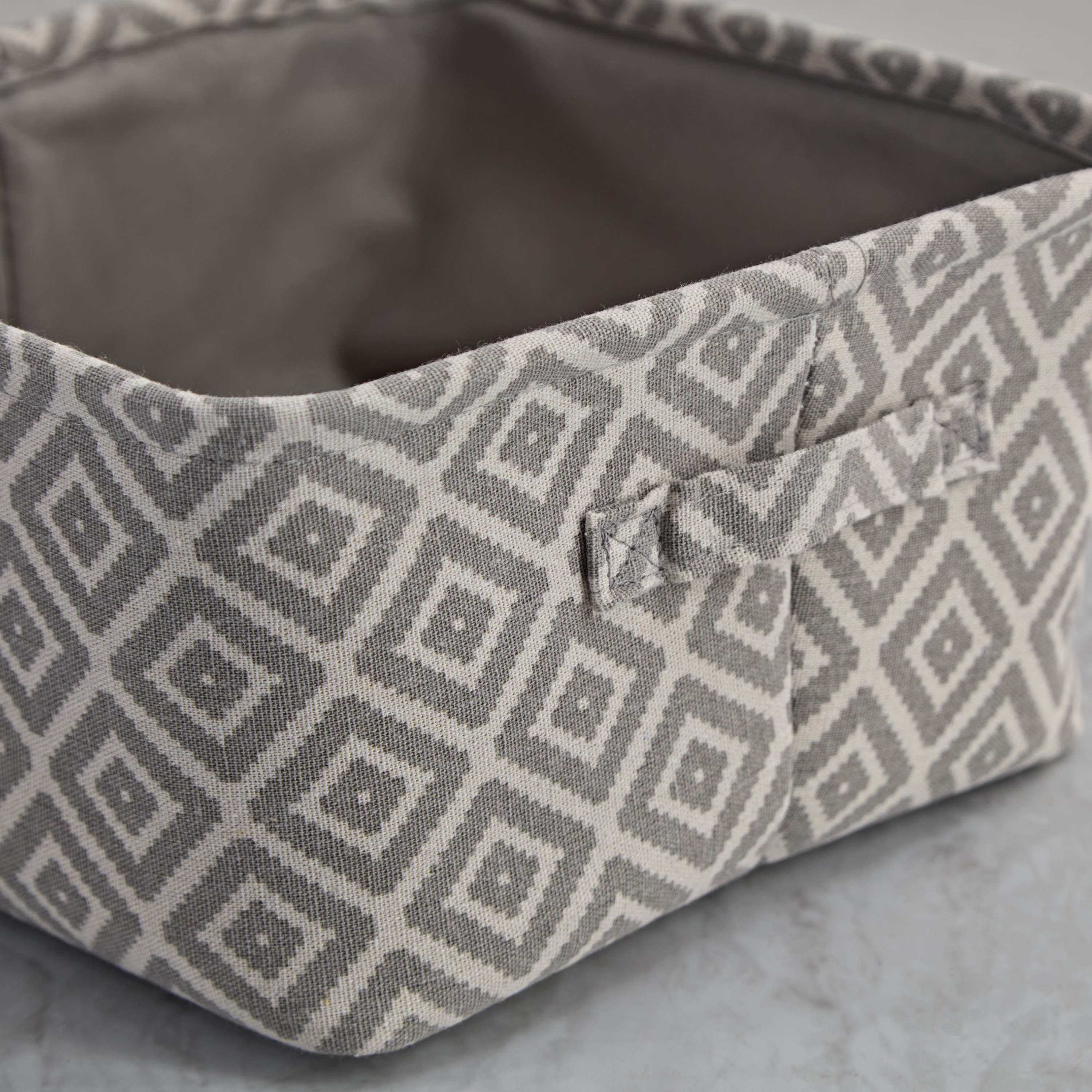 سلة تخزين قماش رومبس من أركيد - 30x30x15 سم-hbxbedroom-bedroomaccessories-bedroomstorage-image-3