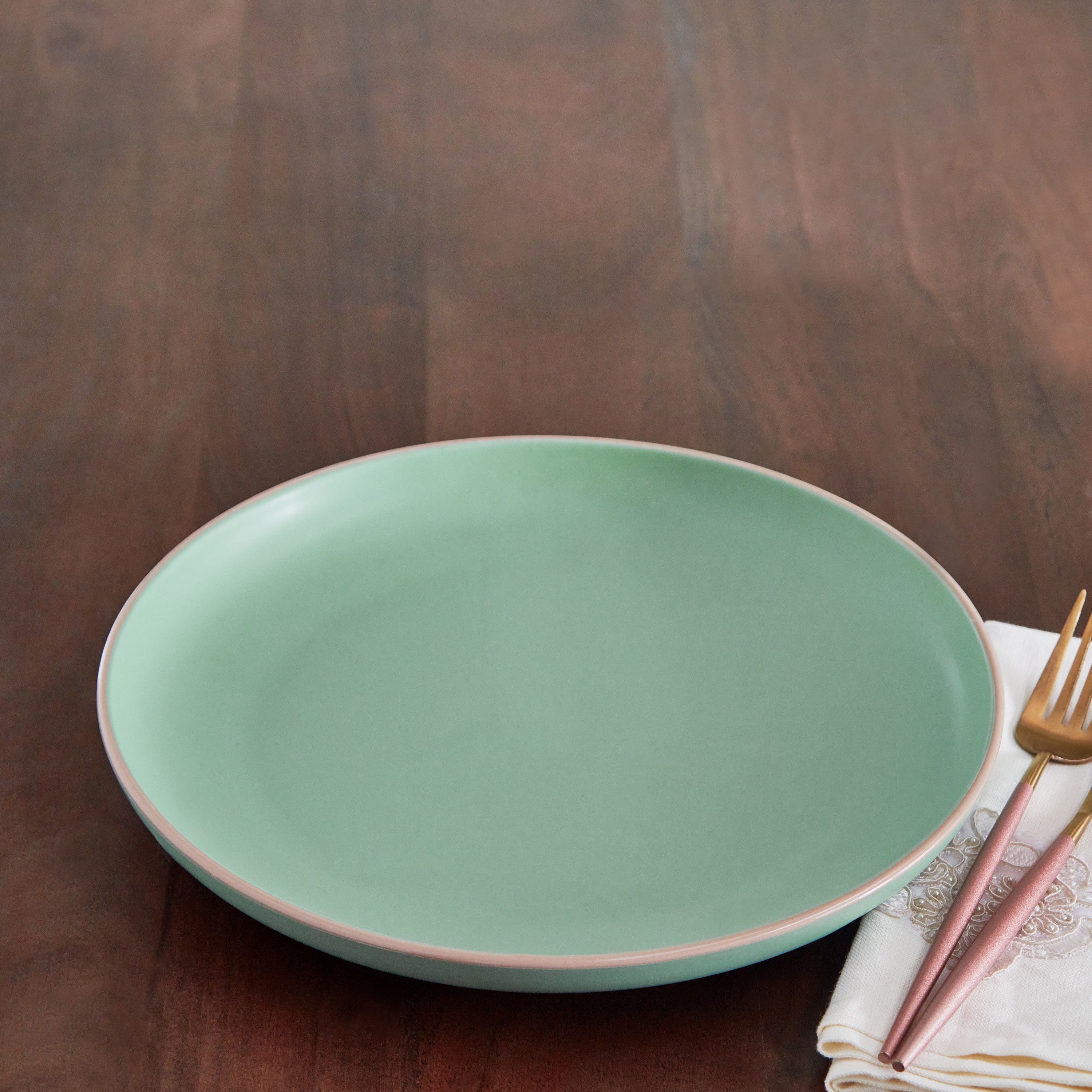 صحن عشاء من أوليفيا-hbxdecorandfurnishings-tabletop-crockery-image-1
