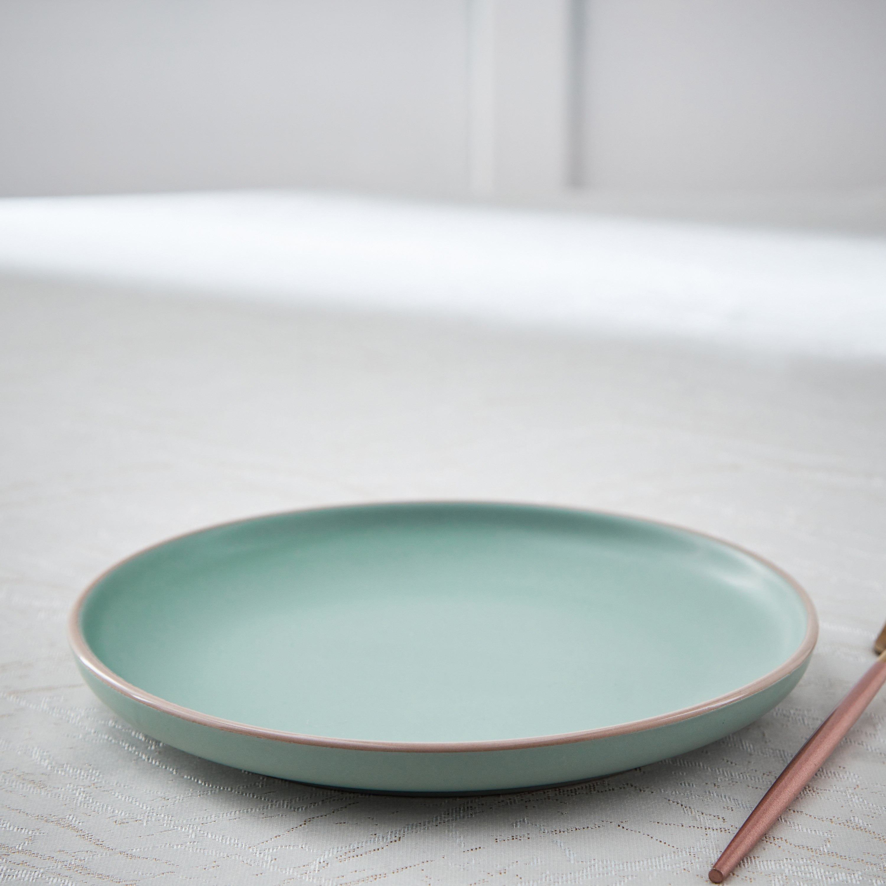Olivia Side Plate-hbxdecorandfurnishings-tabletop-crockery-image-1