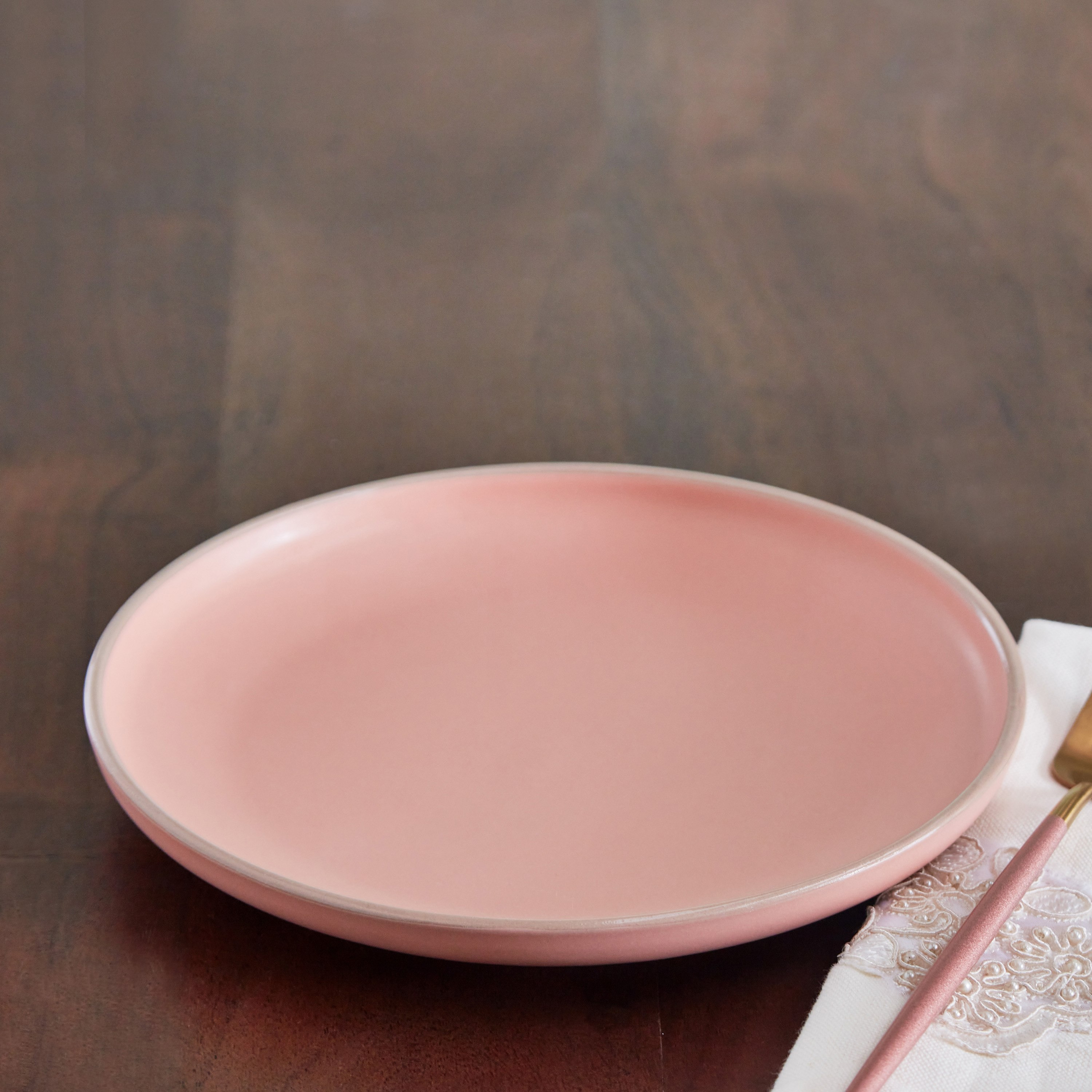 صحن جانبي من أوليفيا-hbxdecorandfurnishings-tabletop-crockery-image-1
