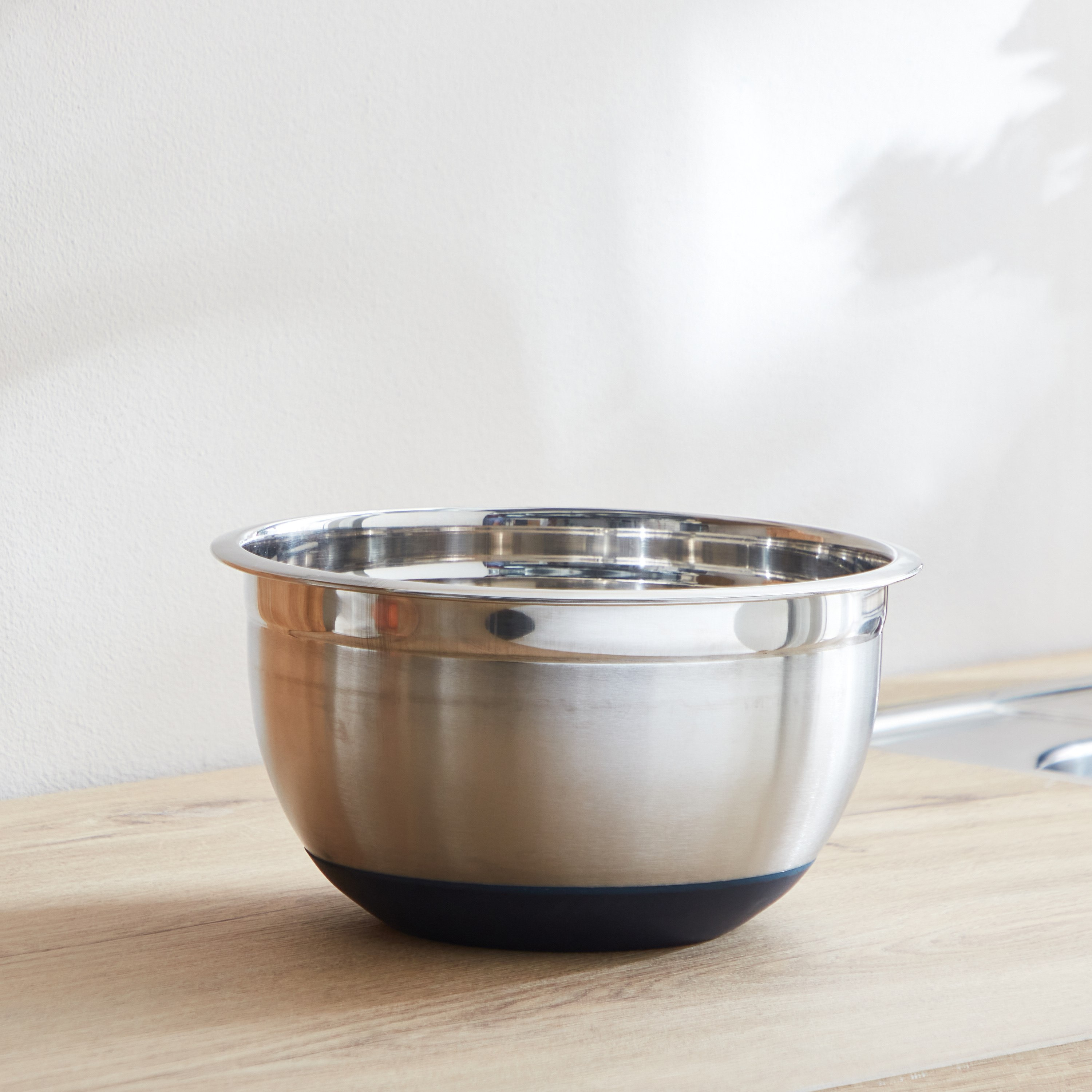 Premia Anti-Skid Steel Mixing Bowl - 26 cm-hbxkitchen-bakeware-image-2