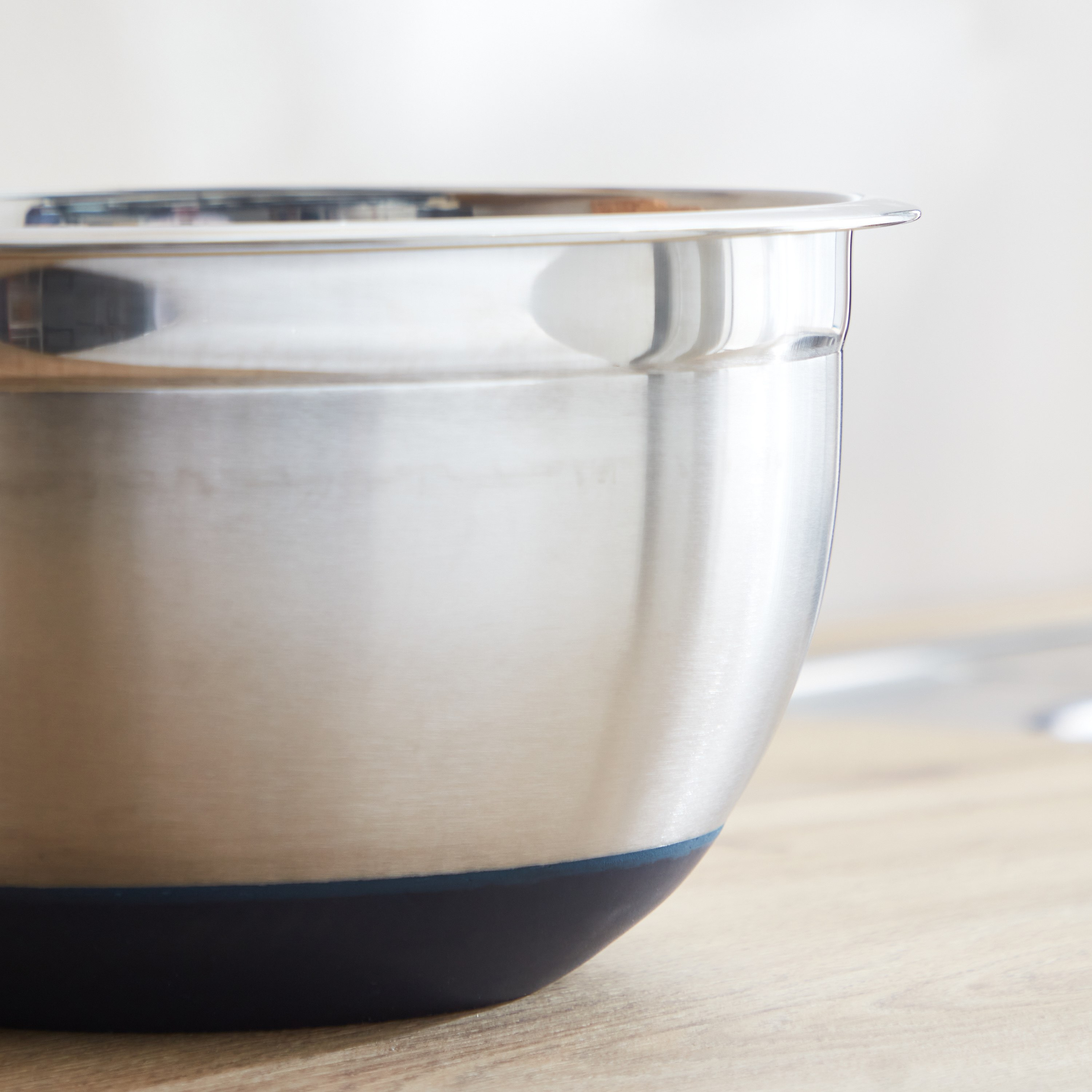 Premia Anti-Skid Steel Mixing Bowl - 26 cm-hbxkitchen-bakeware-image-3