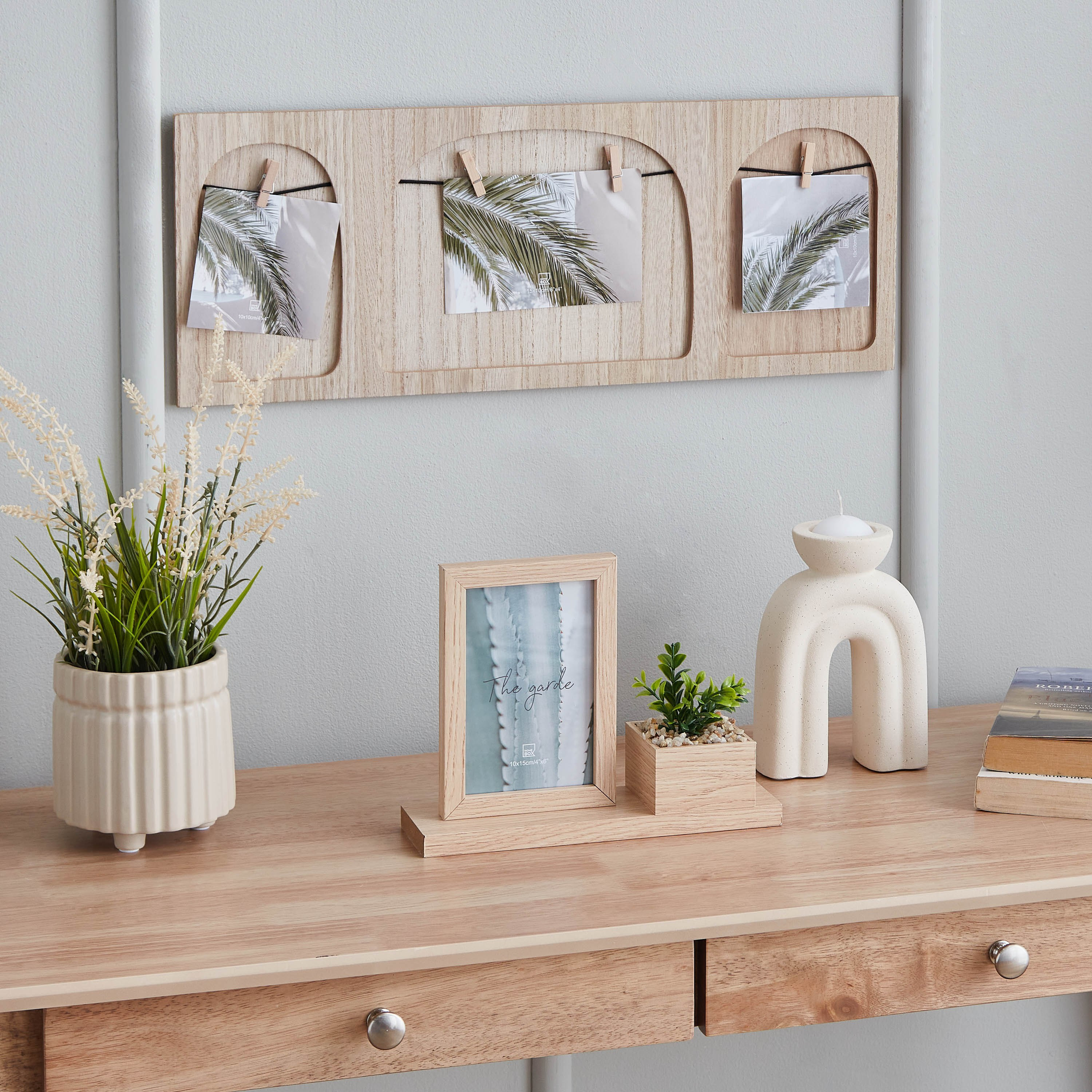 برواز مع إناء زرع من فارو-hbxdiningroom-decorandaccessories-photoframes-image-5