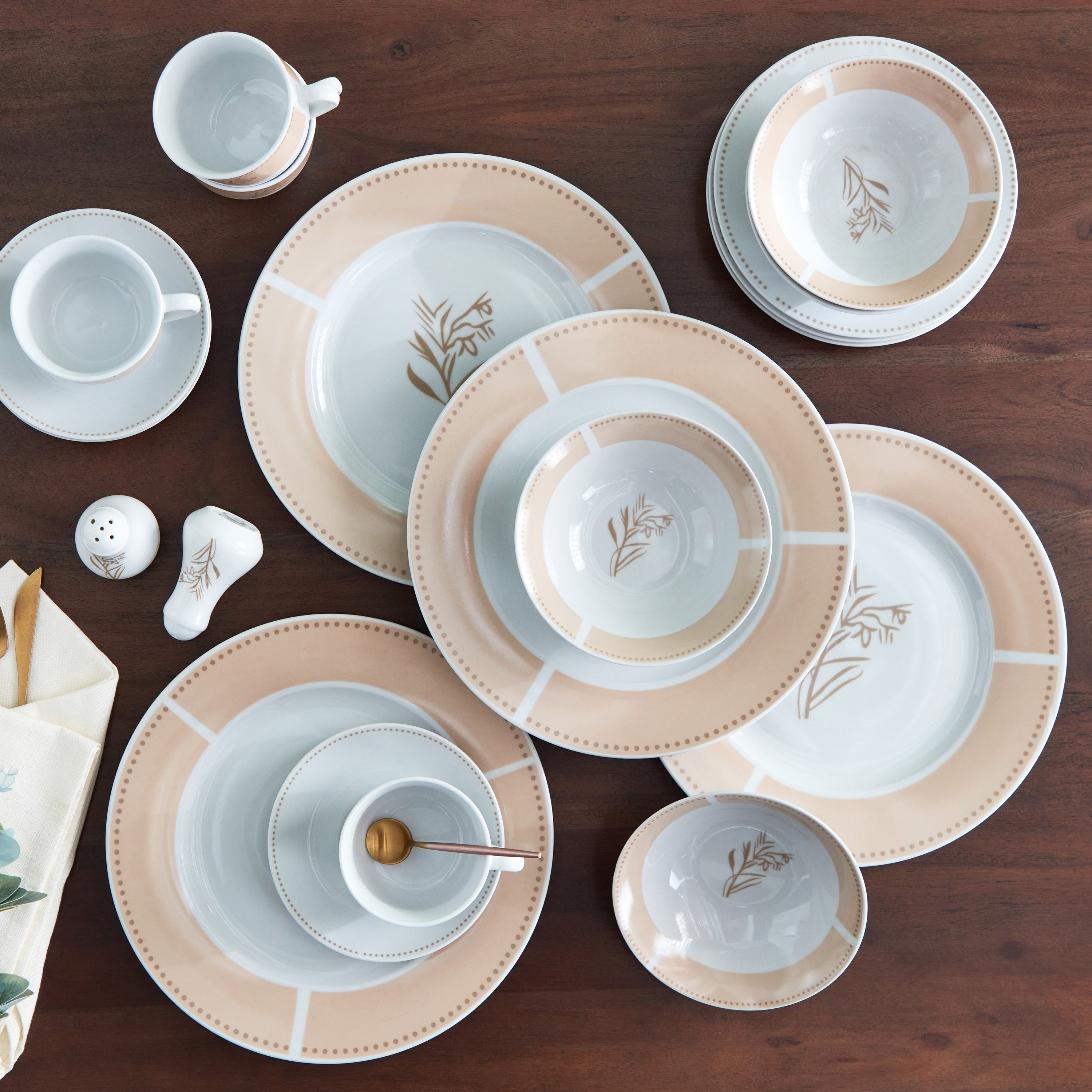 طقم عشاء 22 قطعة من مانهاتن - 4 أشخاص-hbxhomeware-hbxkitchen-image-1