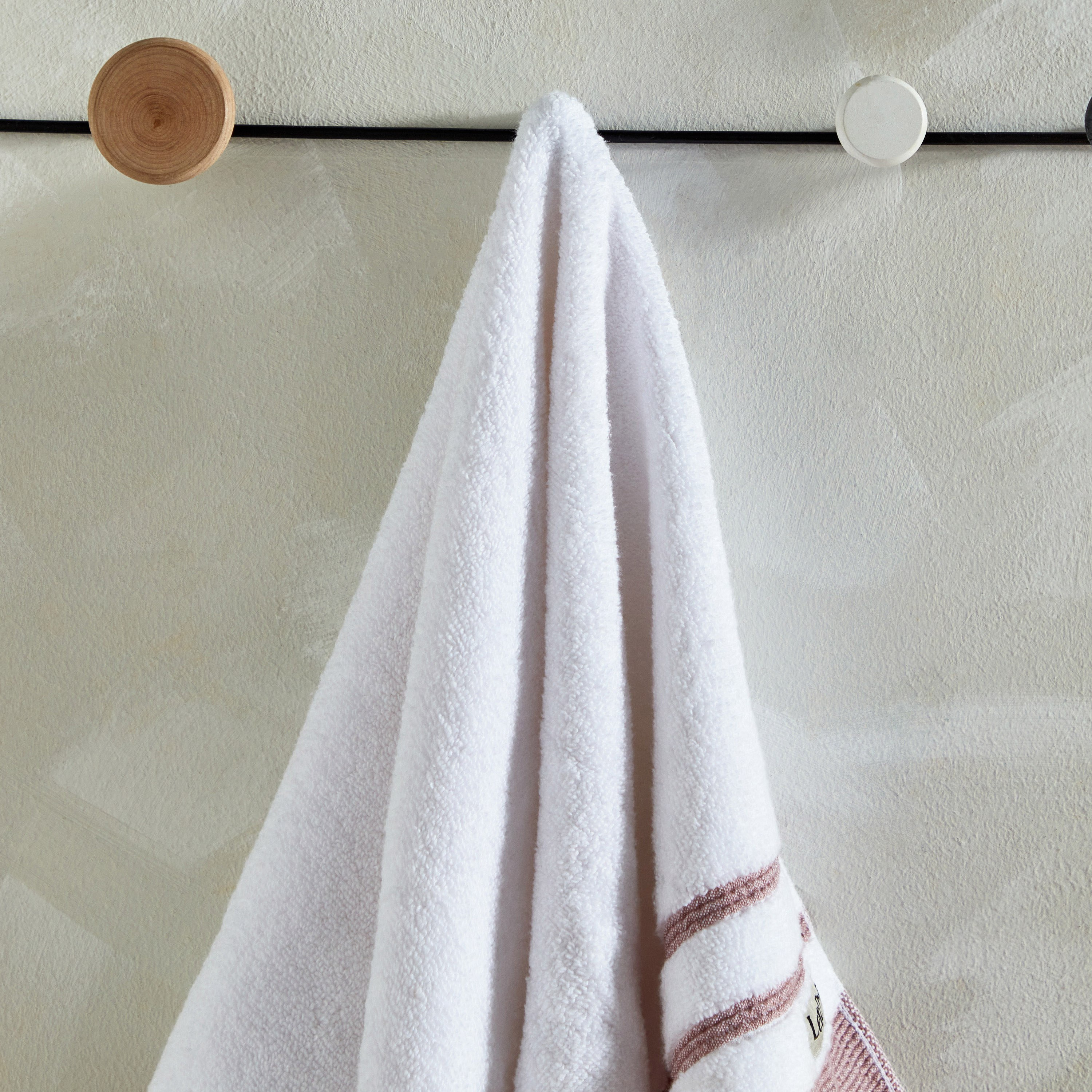 منشفة يد قطن خالية من الالتواءات من فالنسيا - 50x80 سم-hbxbathroom-bathroomtextiles-image-2