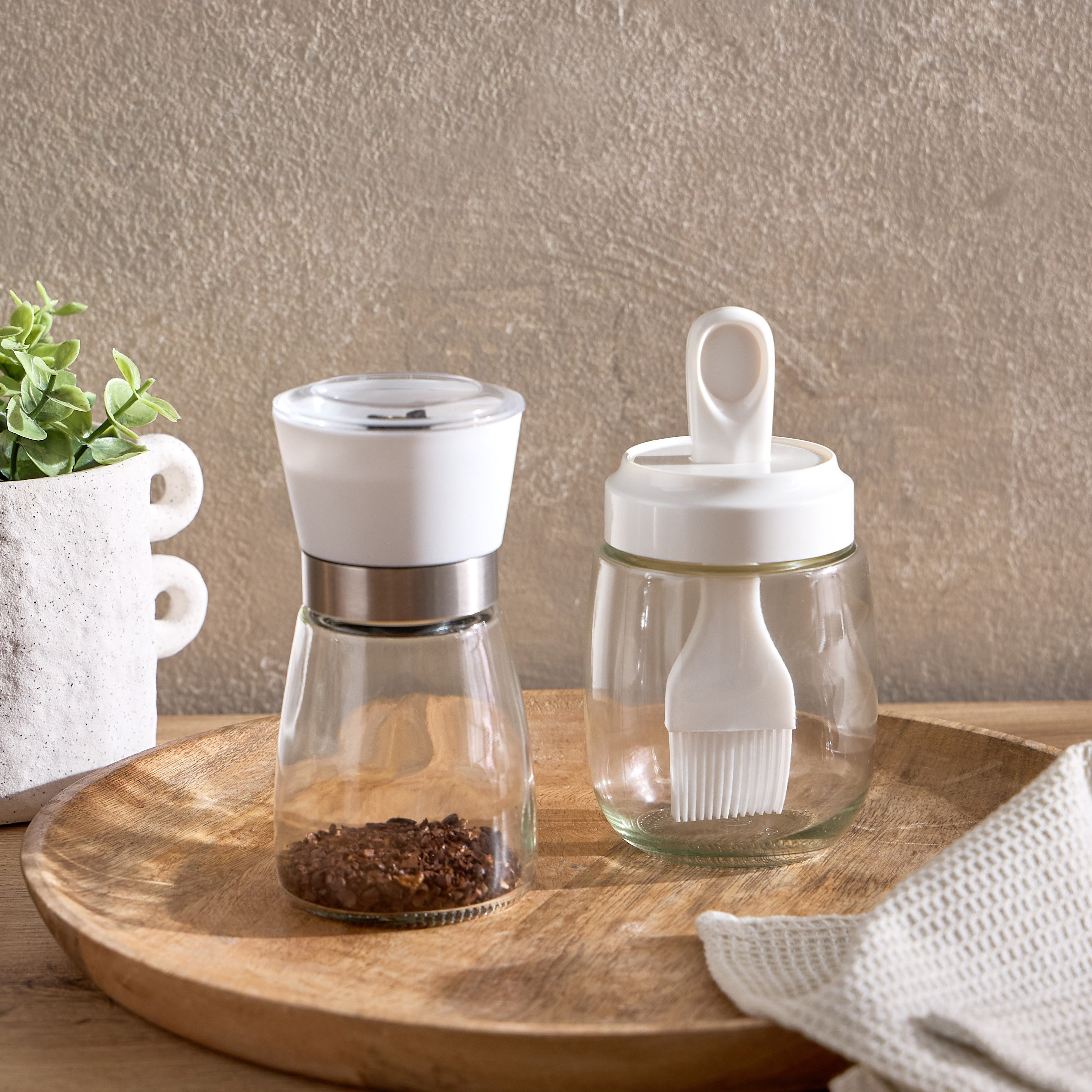 Essential Glass Jar with Silicone Brush - 290 ml-hbxkitchen-bakeware-image-4