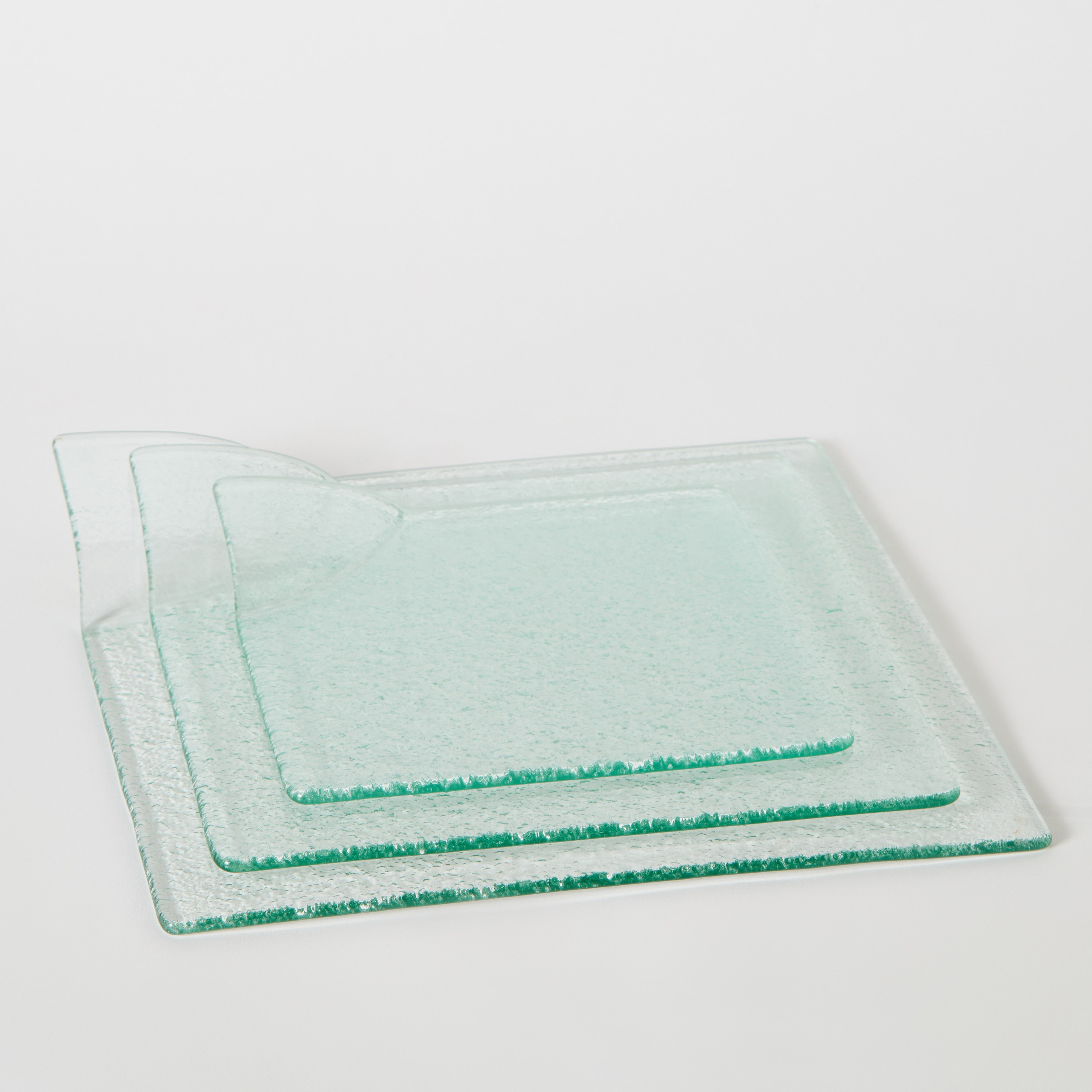 طقم صواني زجاج 3 قطع بتفاصيل طية من ديستان-hbxhomeware-hbxdecorandfurnishings-image-6