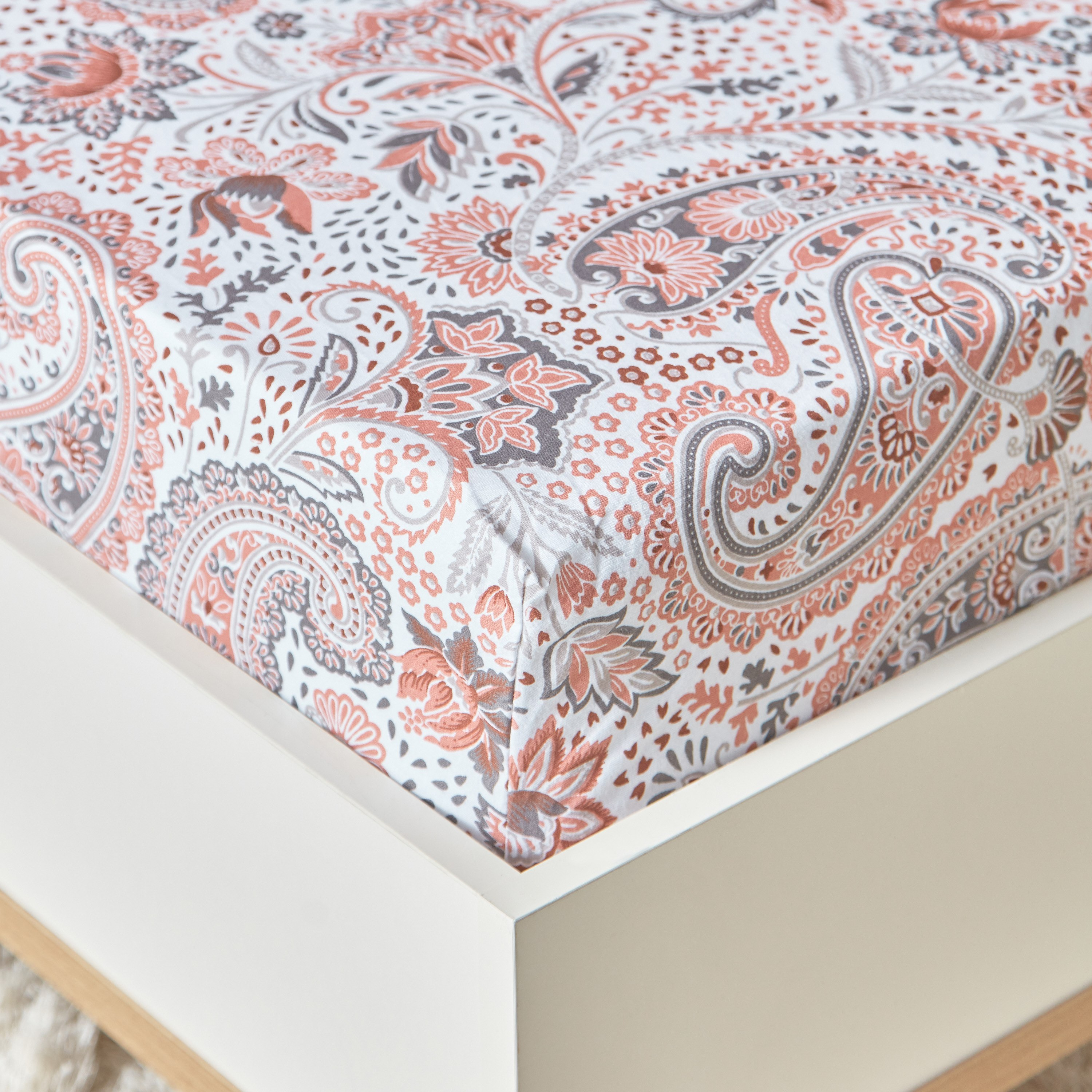 شرشف مطاطي قطن كوين بطبعات آيسلا من إستونيا - 150x200+25 سم-hbxhomeware-hbxbedroom-image-6