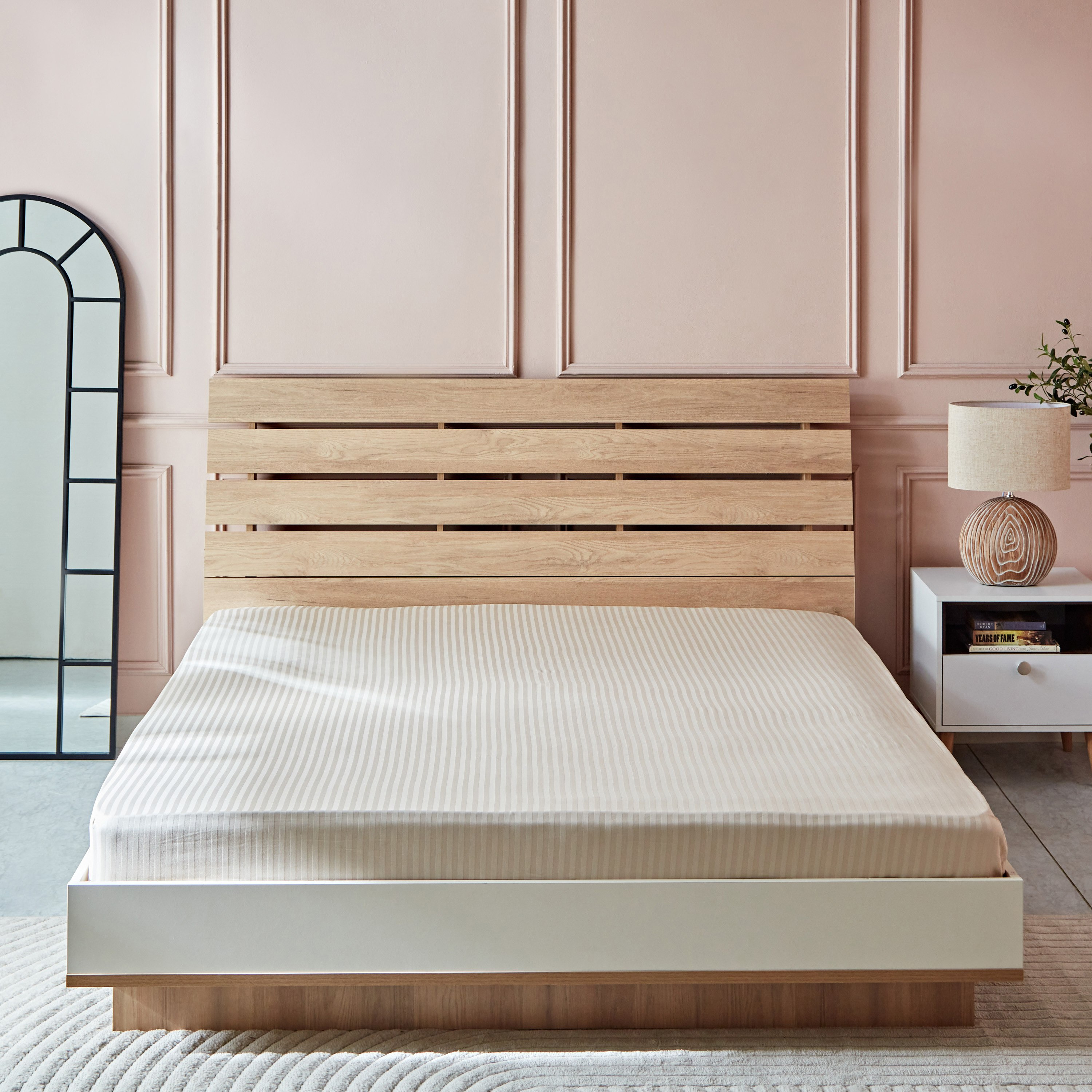 شرشف مطاطي كينج قطن بي سي أي بتقليم ساتن من هاميلتون - 180x200+33 سم-hbxhomeware-hbxbedroom-image-2