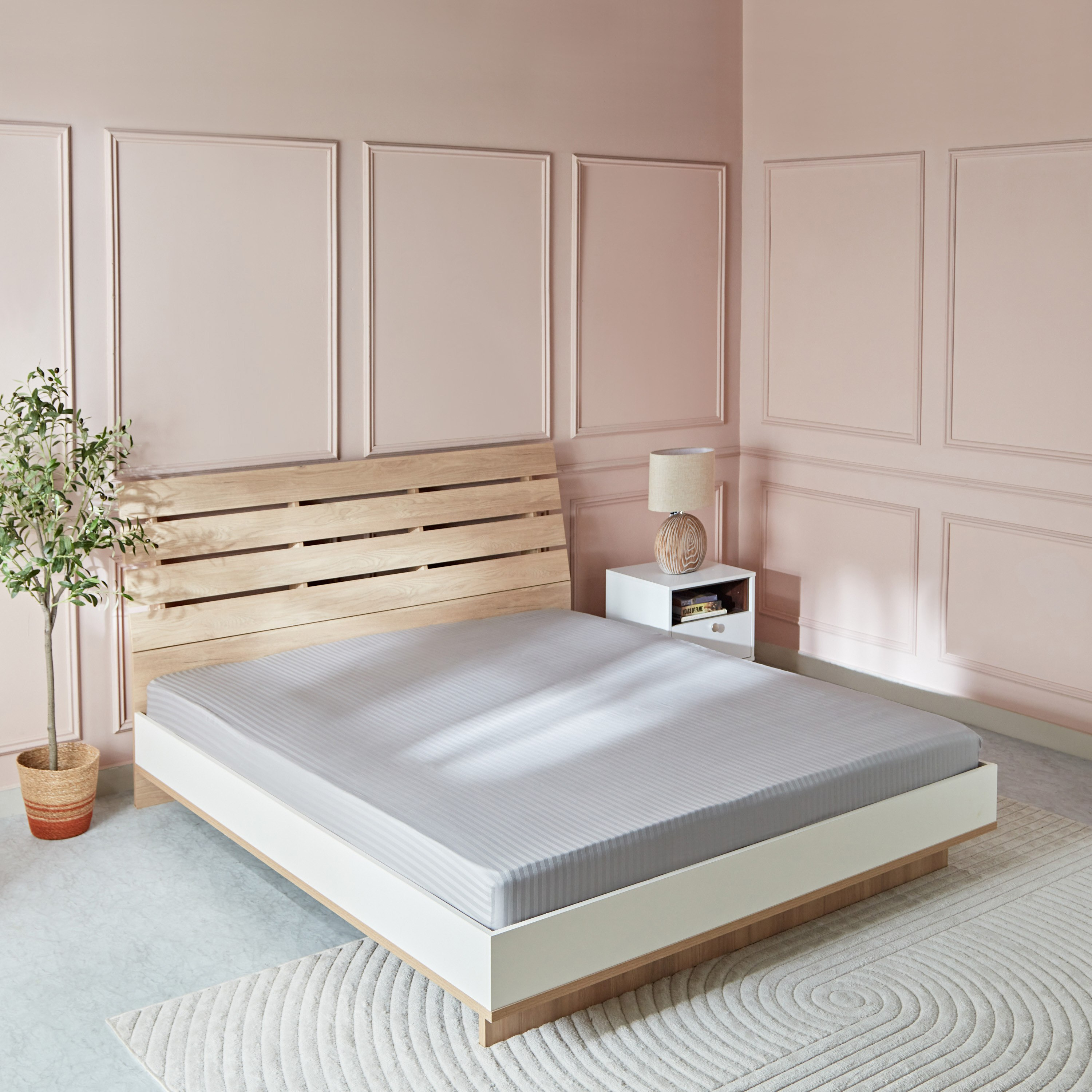 Hamilton Super King BCI Cotton Satin Stripe Fitted Sheet - 200x200+33 cm-hbxhomeware-hbxbedroom-image-1