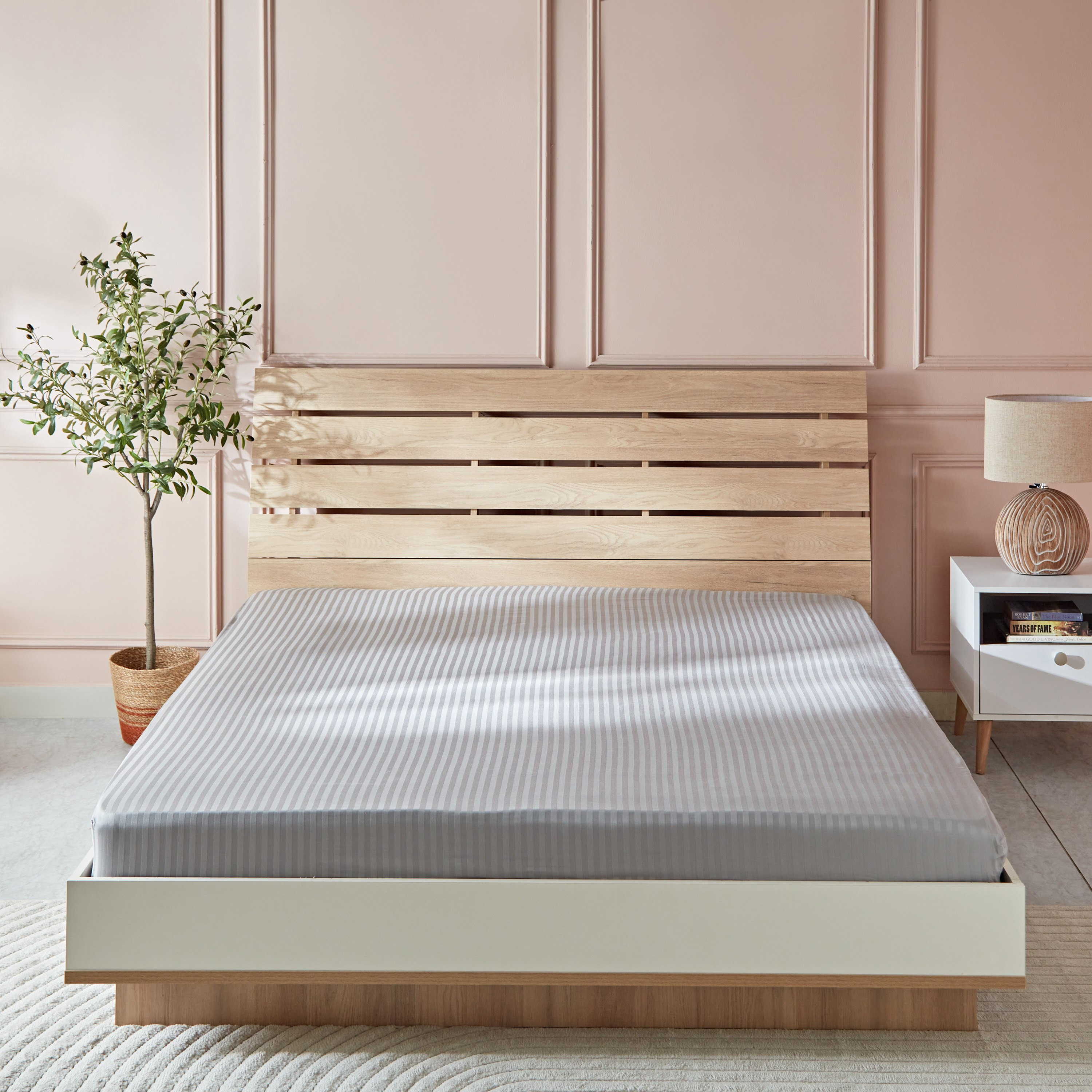 Hamilton Super King BCI Cotton Satin Stripe Fitted Sheet - 200x200+33 cm-hbxhomeware-hbxbedroom-image-2