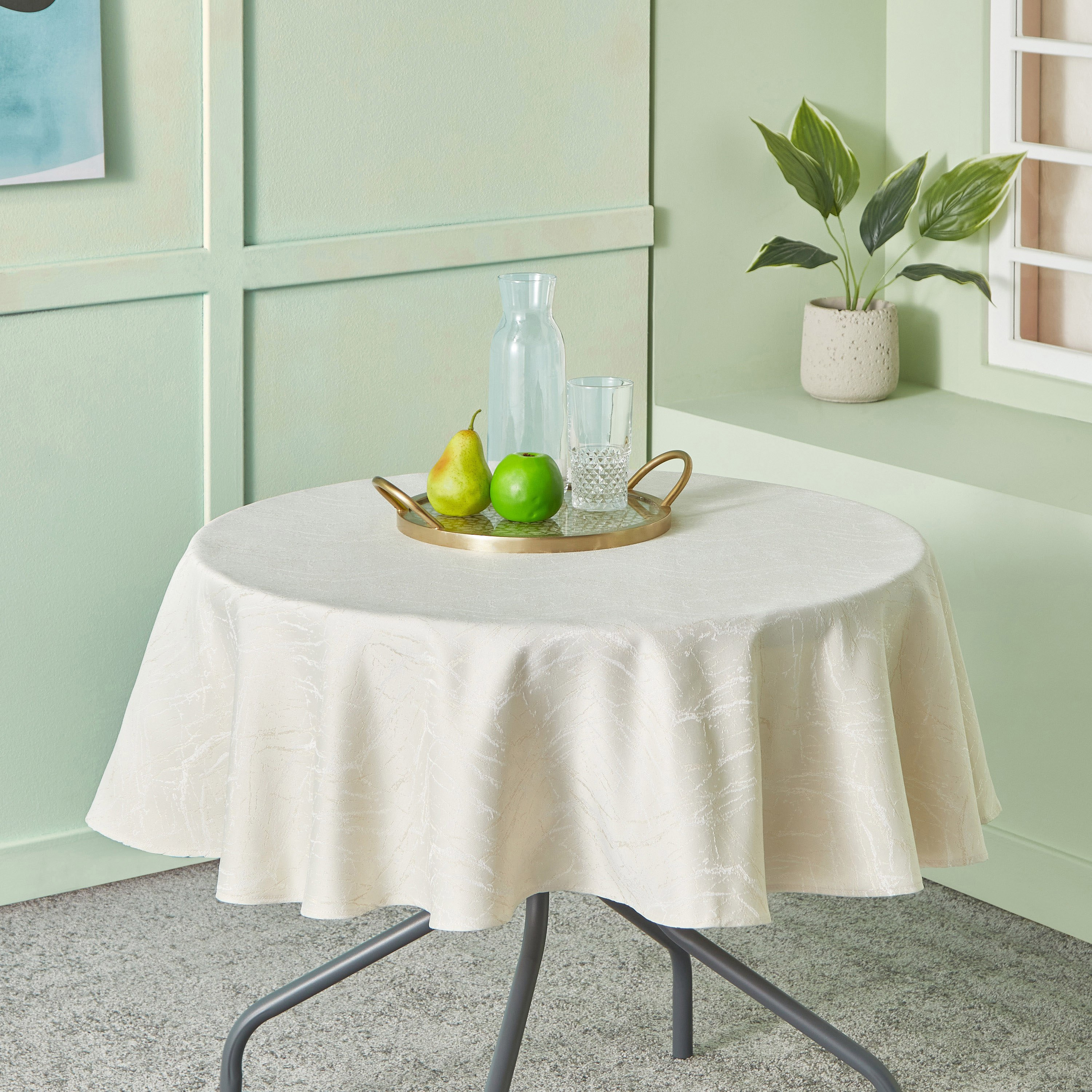 مفرش طاولة جاكارد مستدير من هاربر ماربيلا - 140 سم-hbxdecorandfurnishings-homefurnishings-tablelinens-image-1