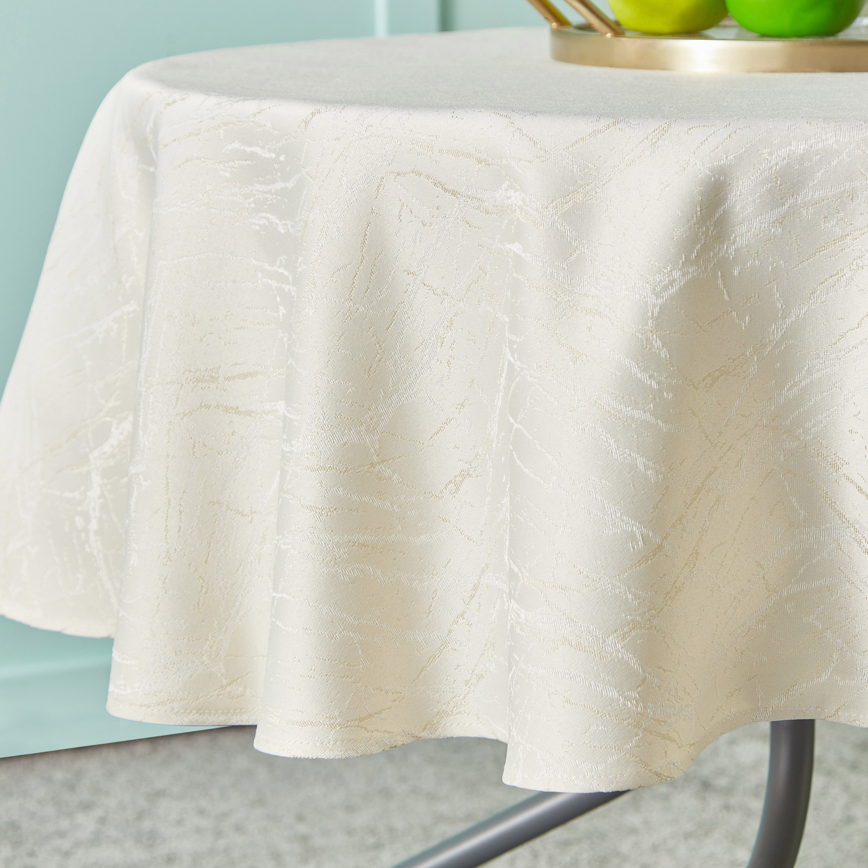 مفرش طاولة جاكارد مستدير من هاربر ماربيلا - 140 سم-hbxdecorandfurnishings-homefurnishings-tablelinens-image-3