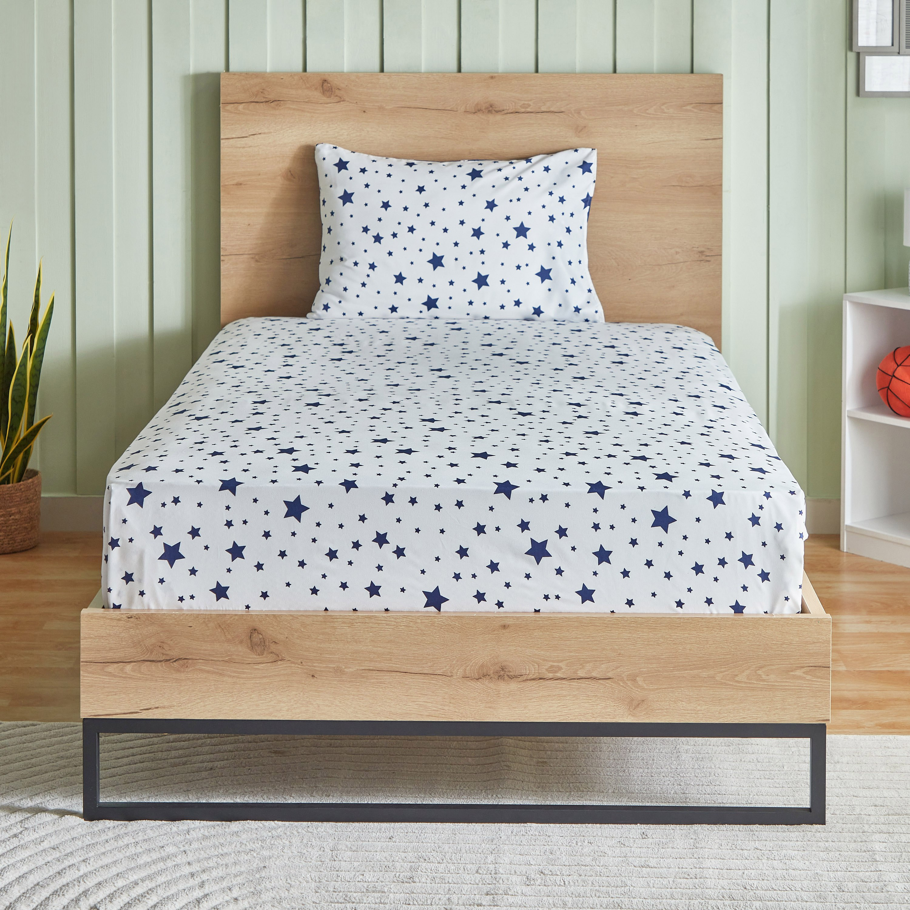 شرشف مسطح توين من الألياف الدقيقة مع غطاء وسادة ستاري نايتس من نورا- 160x240 سم-hbxhomeware-hbxkidsandyouth-image-3