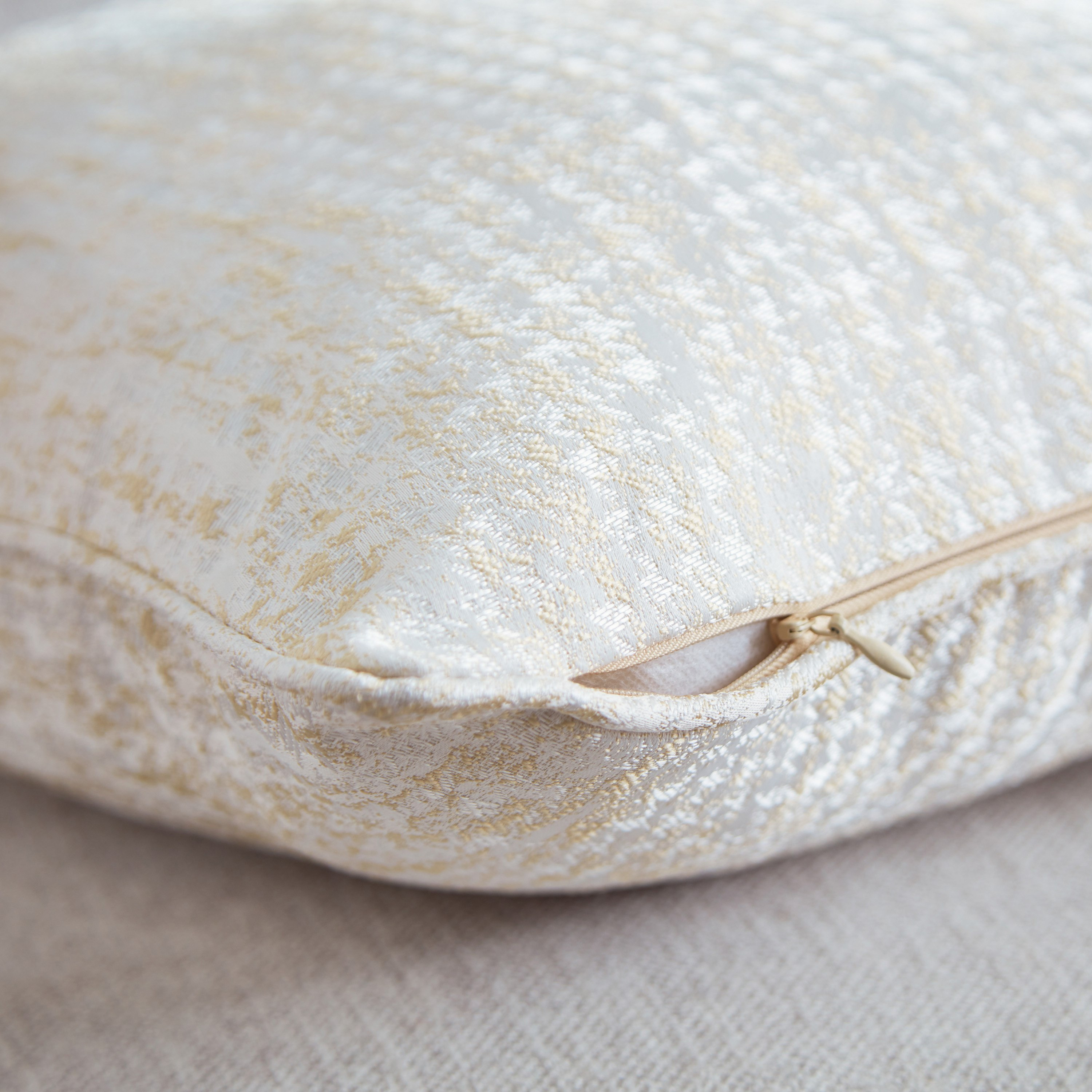 Emma Sophia Jacquard Cushion Cover - 40x40 cm-PROMO_HB_AE_B1G1_250925-image-4