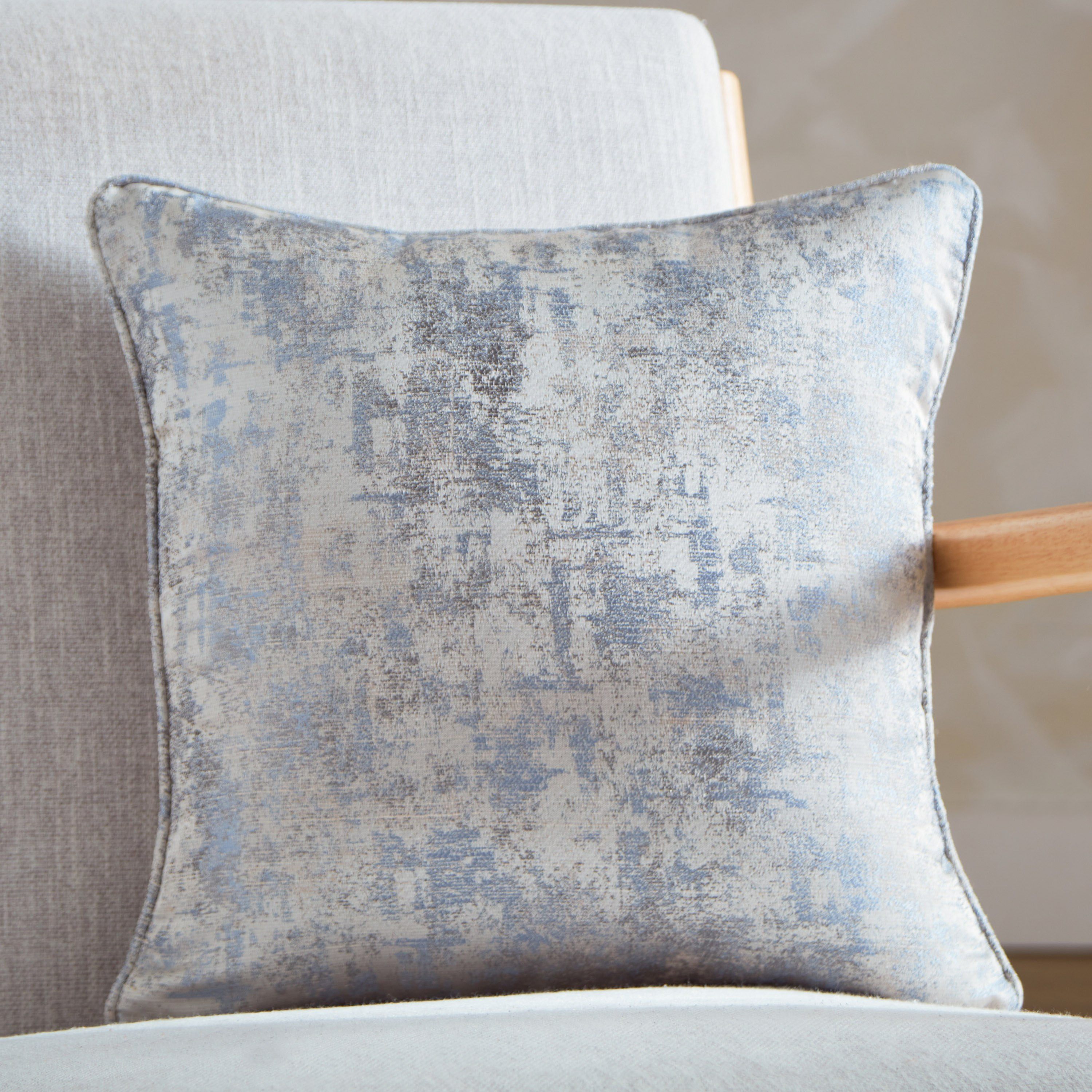غطاء وسادة جاكار ويلو من إمّا - 40x40 سم-hbxhomeware-cushionsandcovers-cushioncovers-image-1