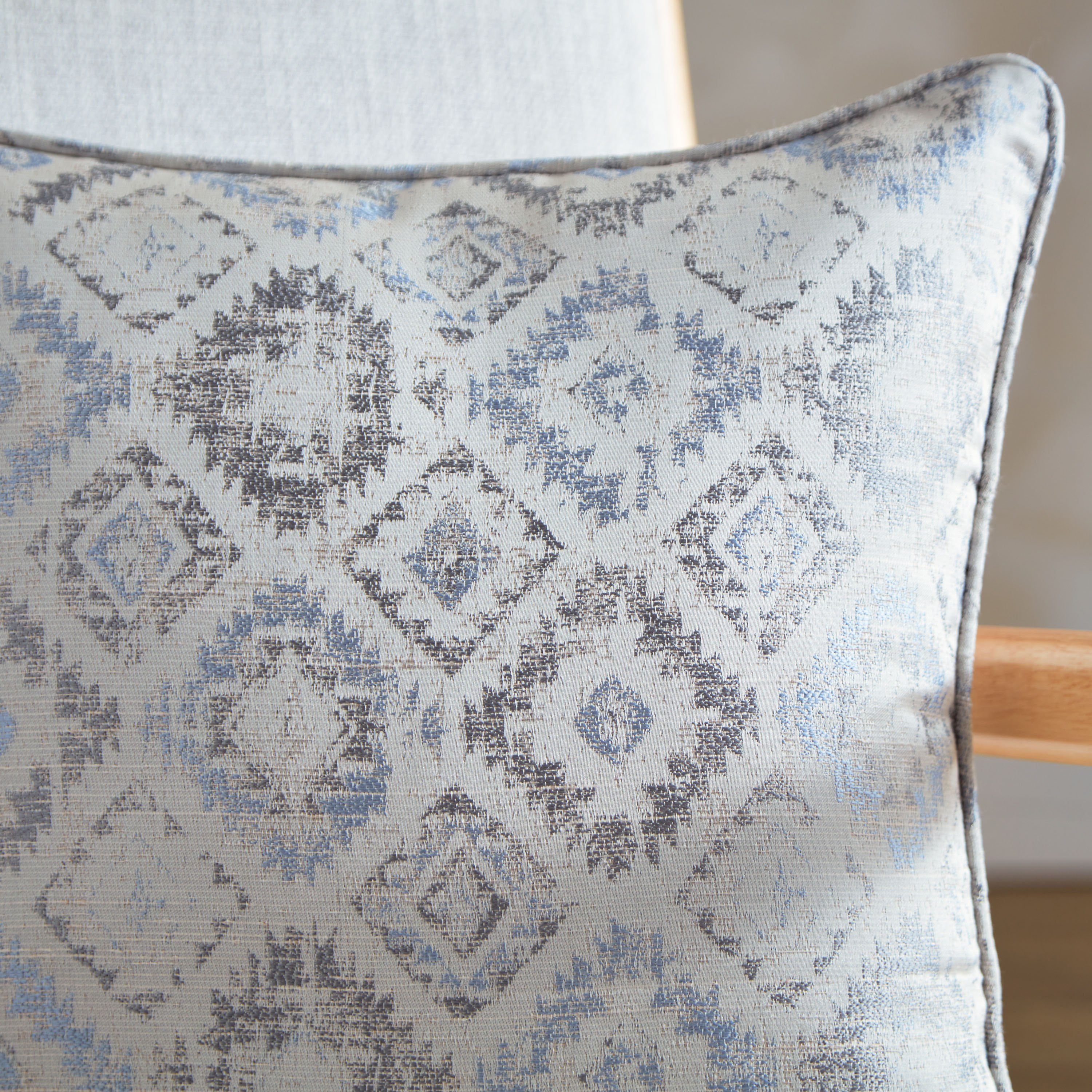 غطاء وسادة جاكار إيدا من إمّا - 40x40 سم-hbxhomeware-cushionsandcovers-cushioncovers-image-2