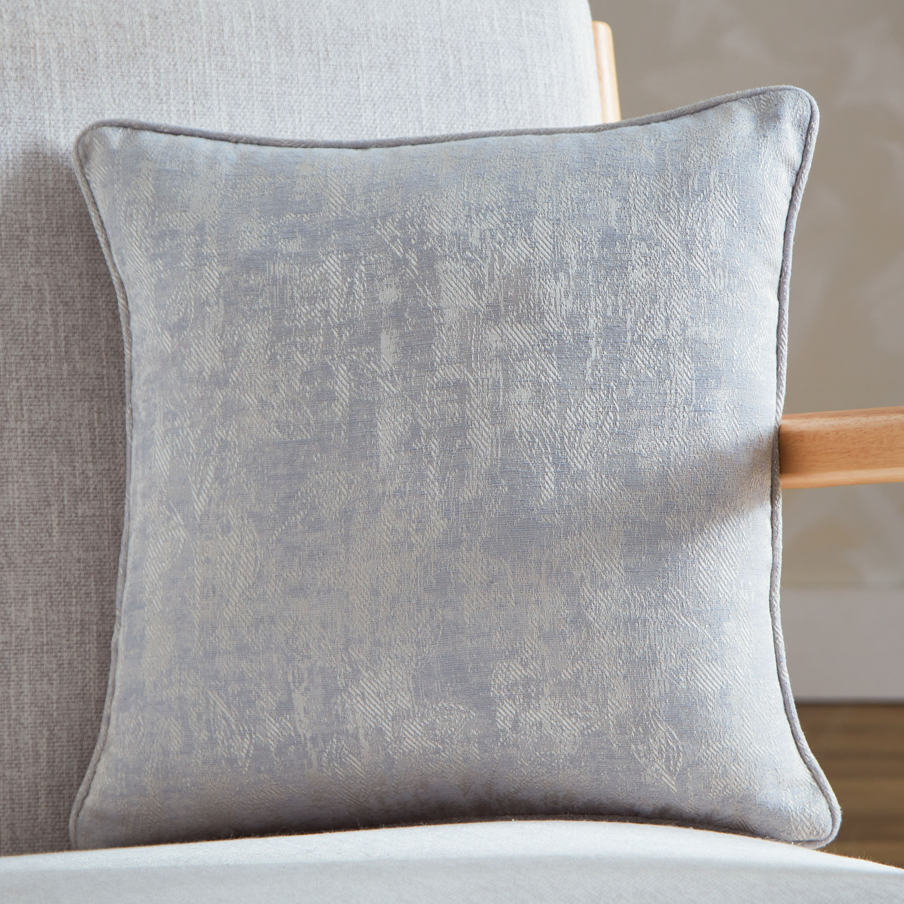 غطاء وسادة جاكار ليلي من أوليفيا - 40x40 سم-hbxhomeware-cushionsandcovers-cushioncovers-image-1