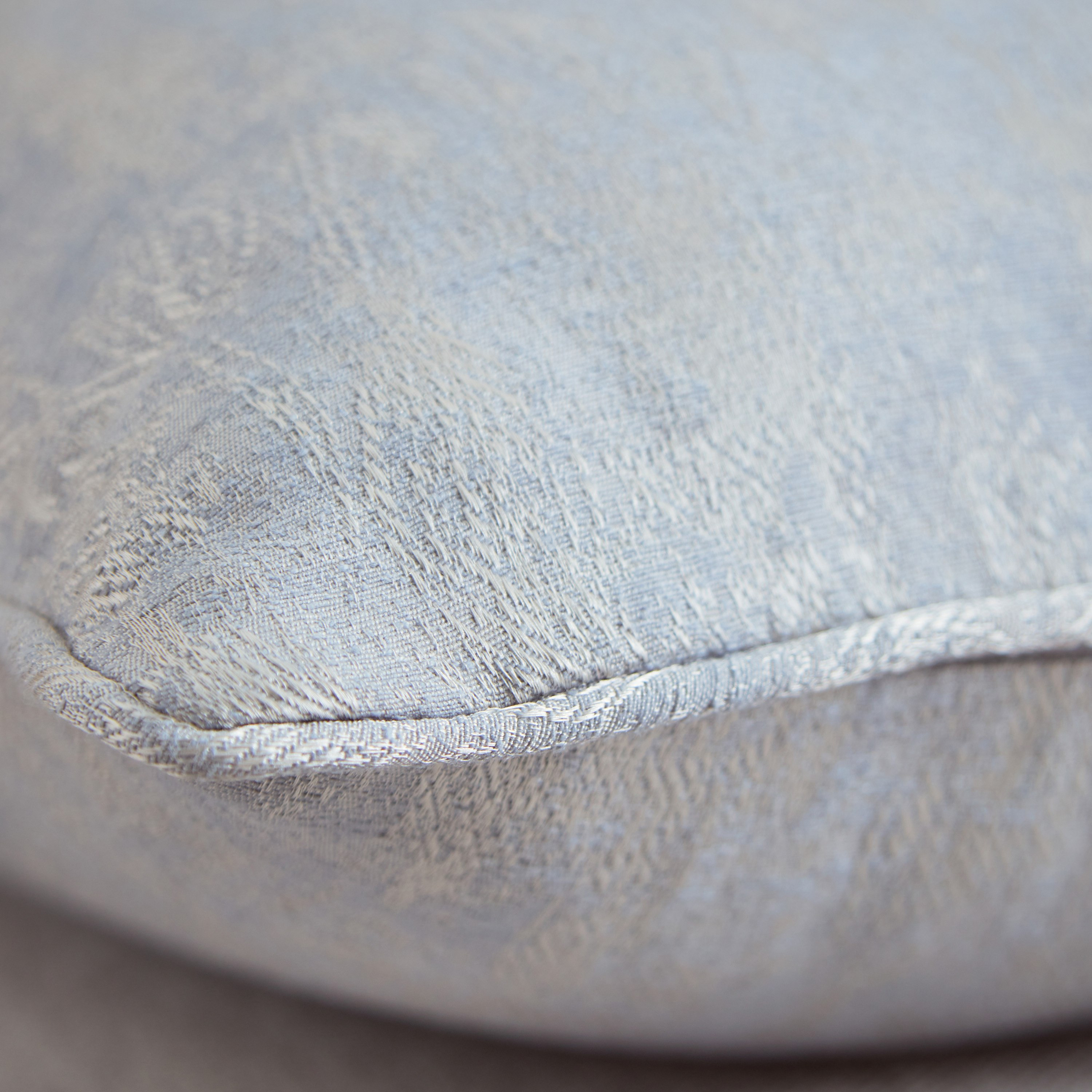 غطاء وسادة جاكار ليلي من أوليفيا - 40x40 سم-hbxhomeware-cushionsandcovers-cushioncovers-image-4