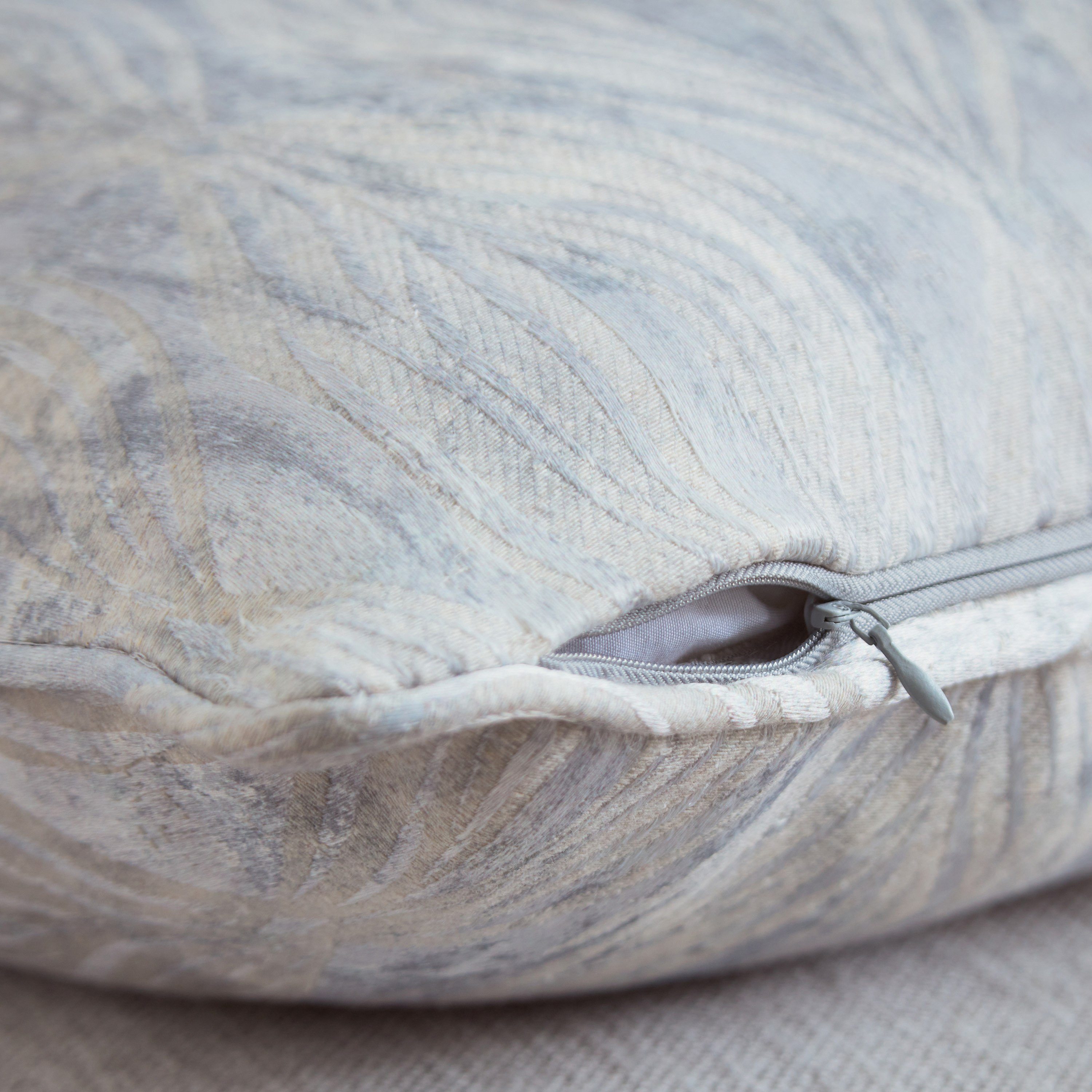 غطاء وسادة جاكار كورا من أوليفيا - 40x40 سم-hbxhomeware-cushionsandcovers-cushioncovers-image-4