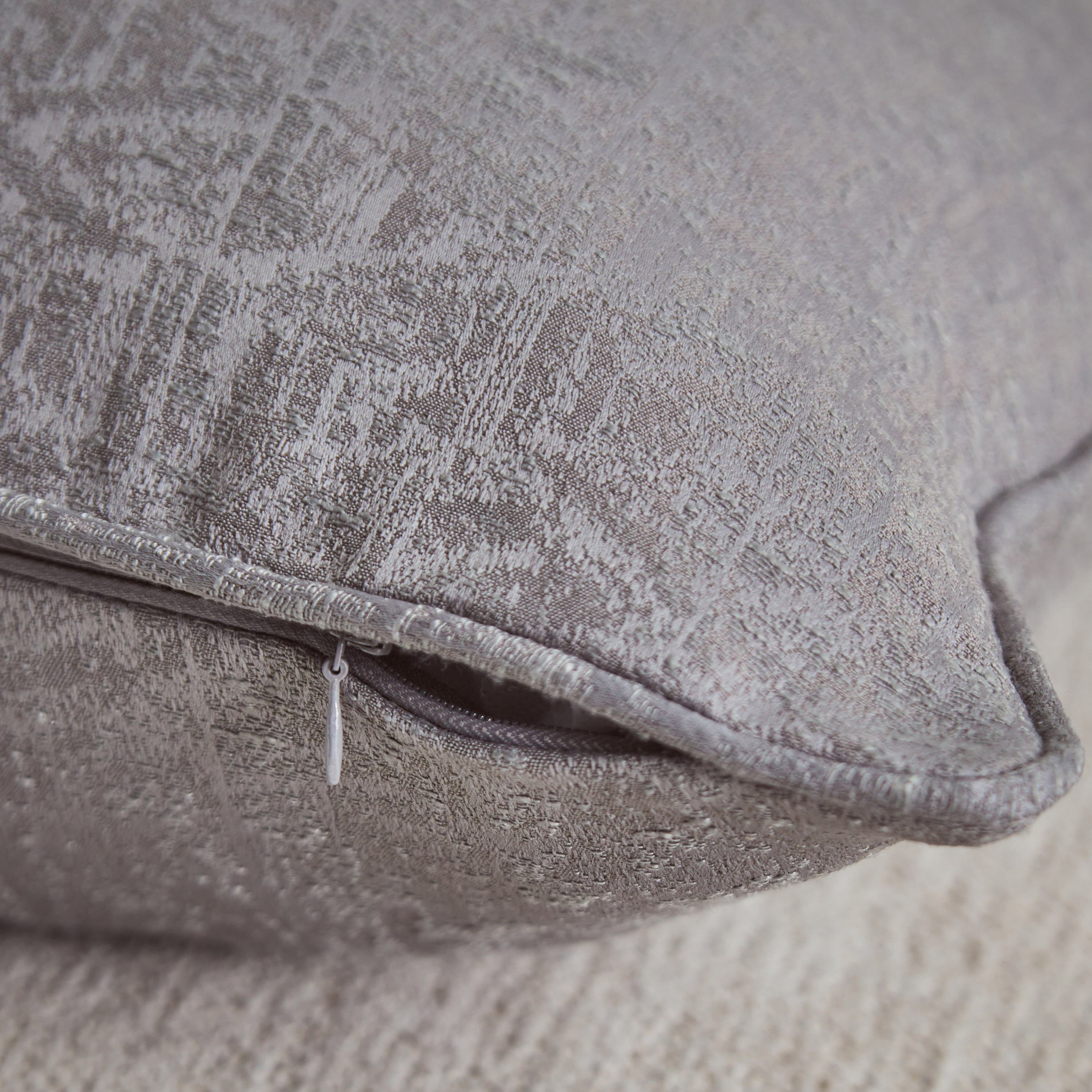Dolorez Jacquard Cushion Cover- 40x40 cm-hbxhomeware-cushionsandcovers-cushioncovers-image-4