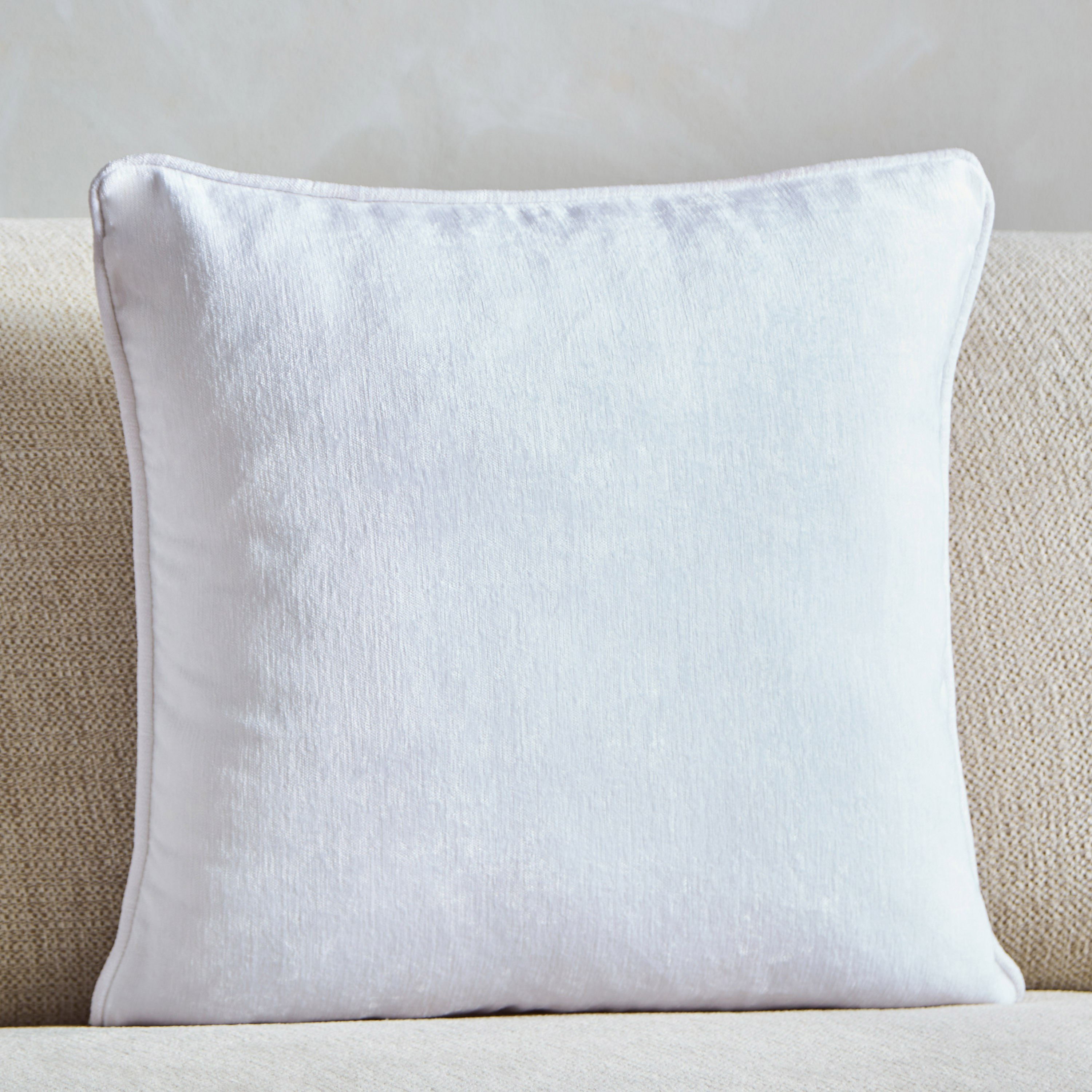Stella Chenille Cushion Cover - 45x45 cm-hbxhomeware-cushionsandcovers-cushioncovers-image-1