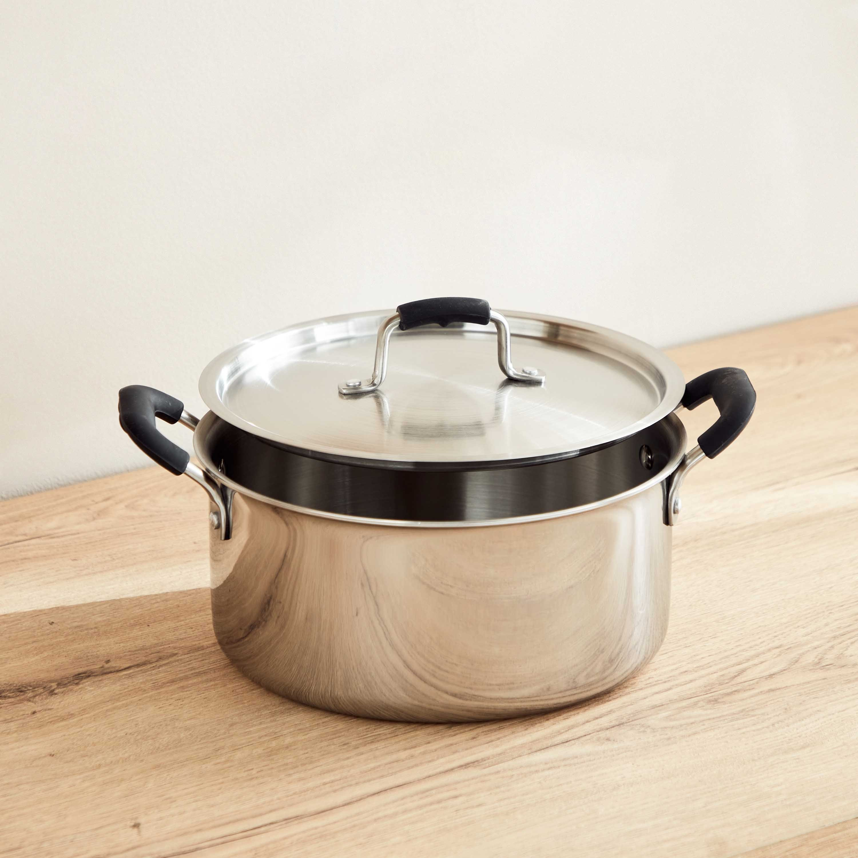 Glisten Steel Triply Casserole with Steel Lid - 24 cm-hbxhomeware-hbxkitchen-image-2